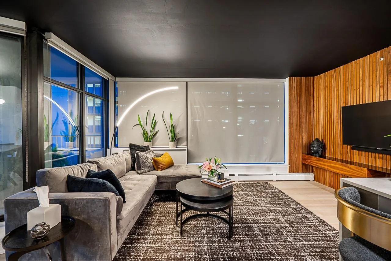 310 128 W Cordova Street