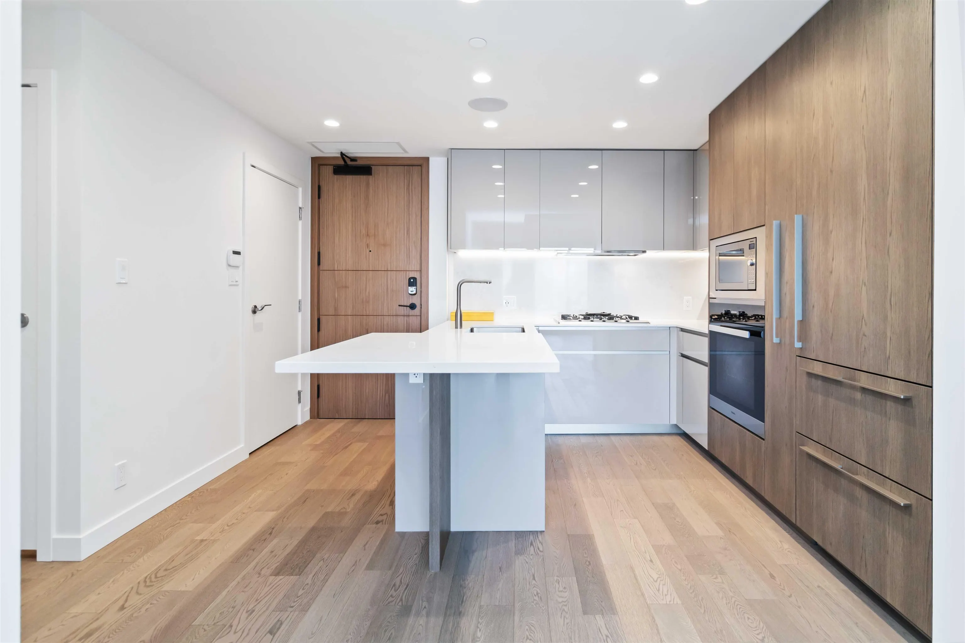 1103 6811 Pearson Way