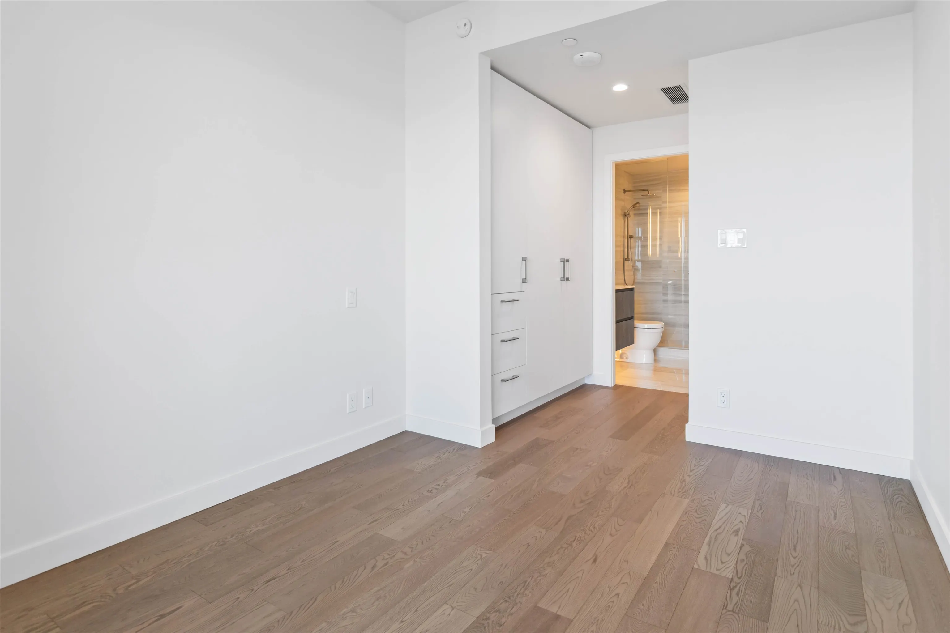 1103 6811 Pearson Way