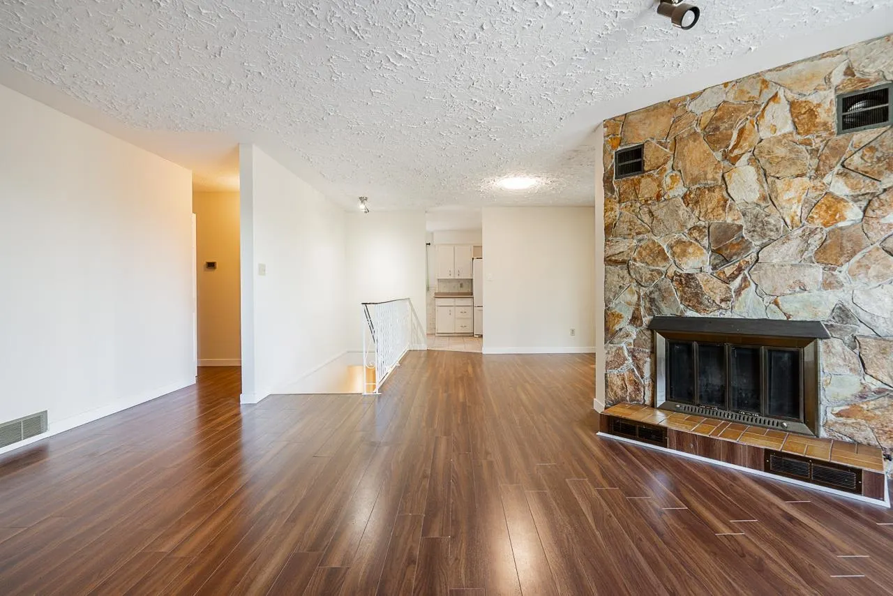 8053 Beaver Drive