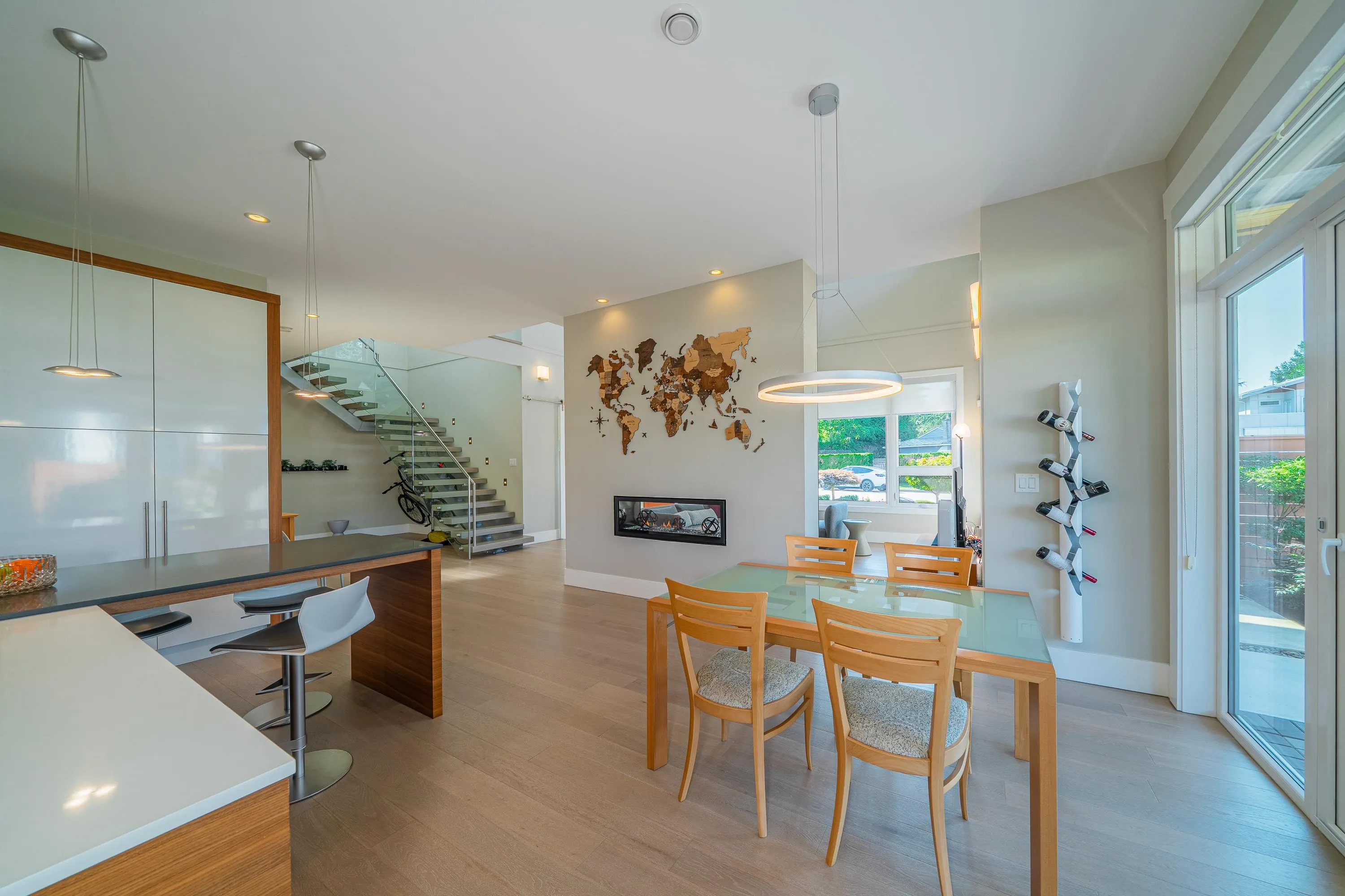 10960 Rosecroft Crescent