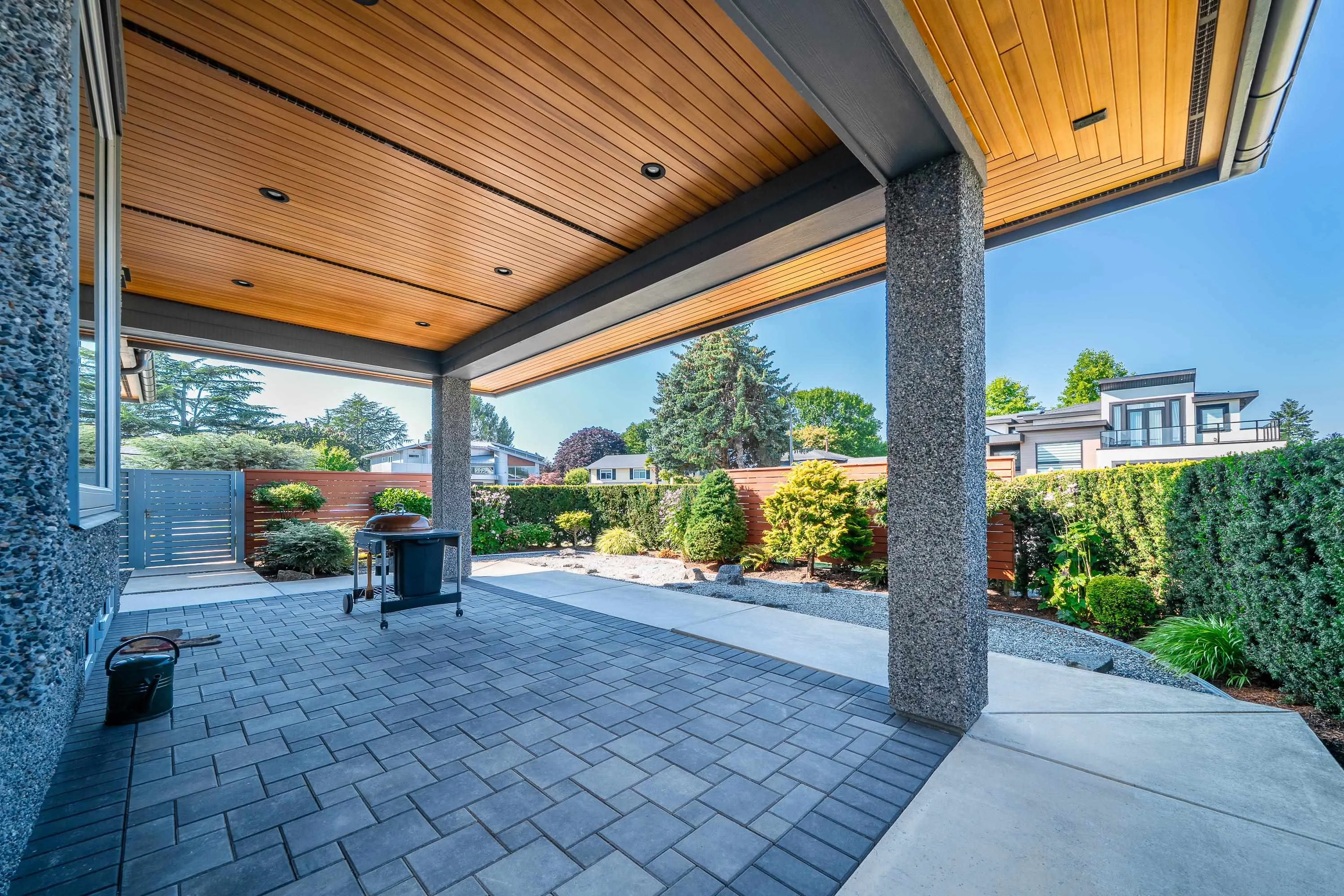 10960 Rosecroft Crescent