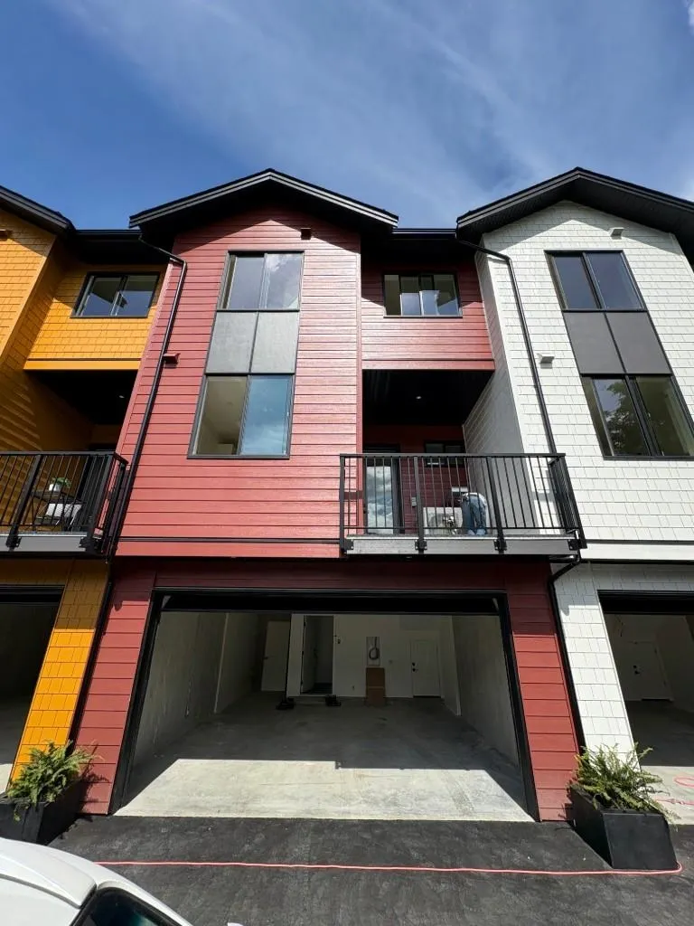 3 1165 Wilson Crescent