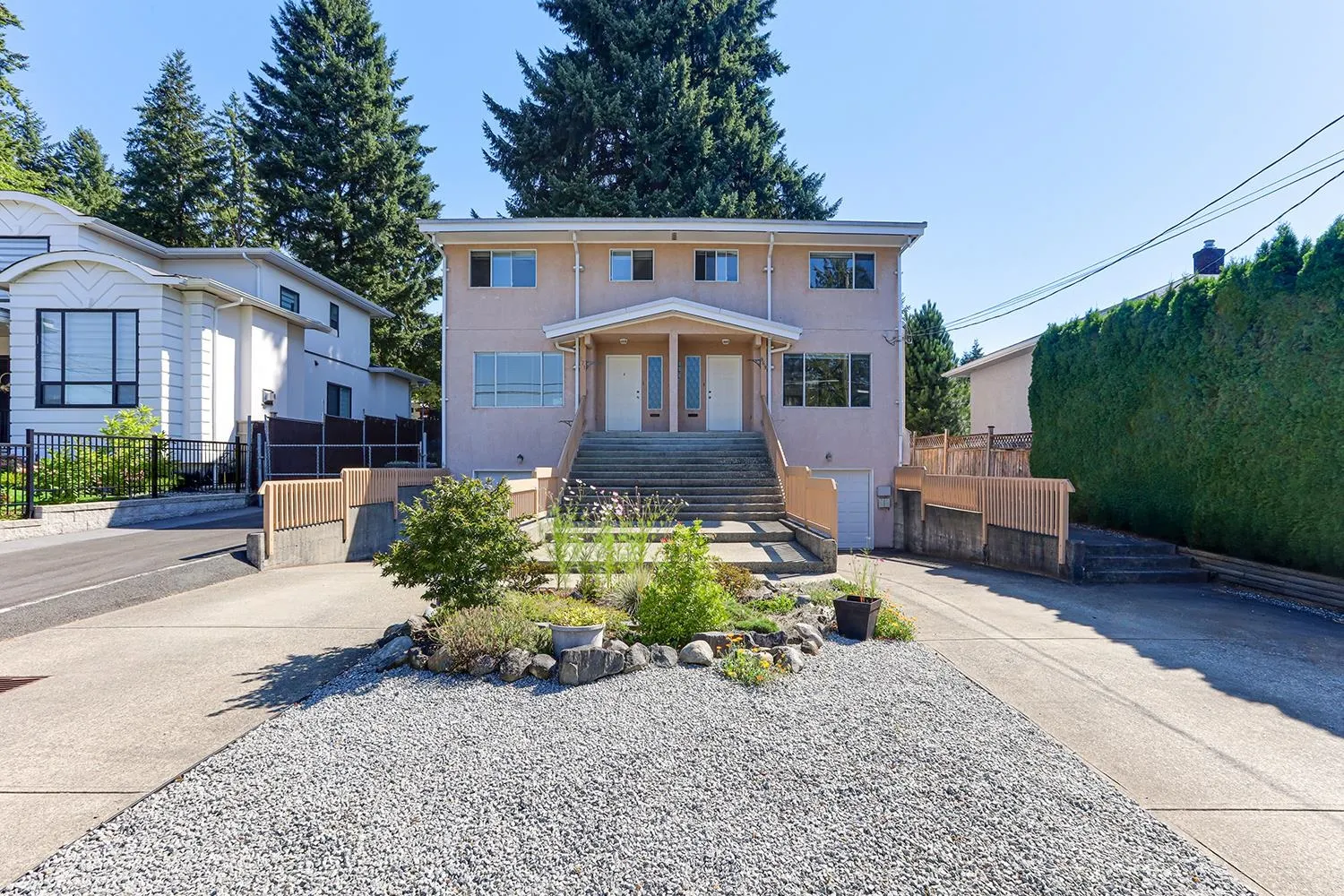 869 Blue Mountain Street