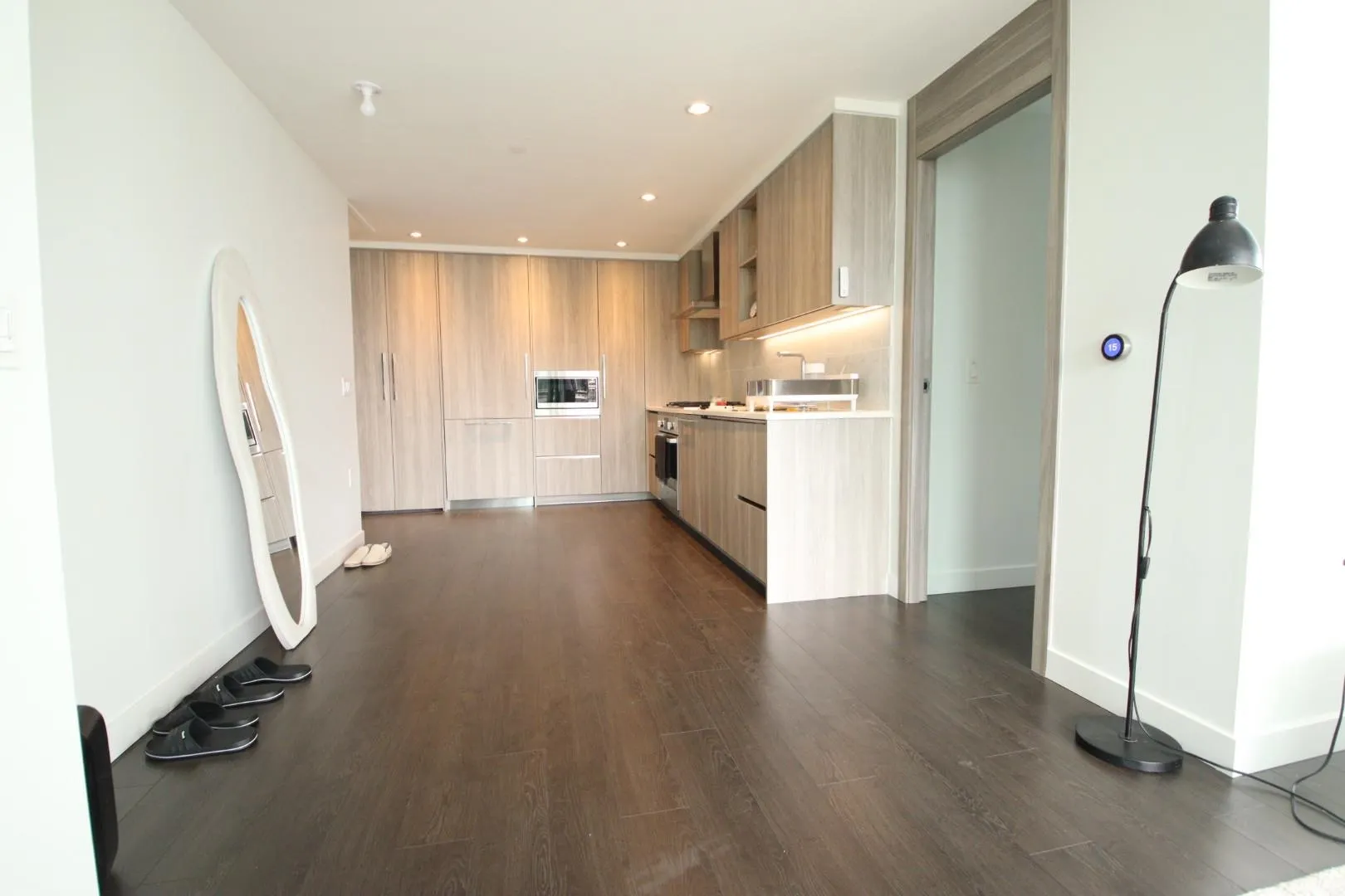1011 4730 Lougheed Highway