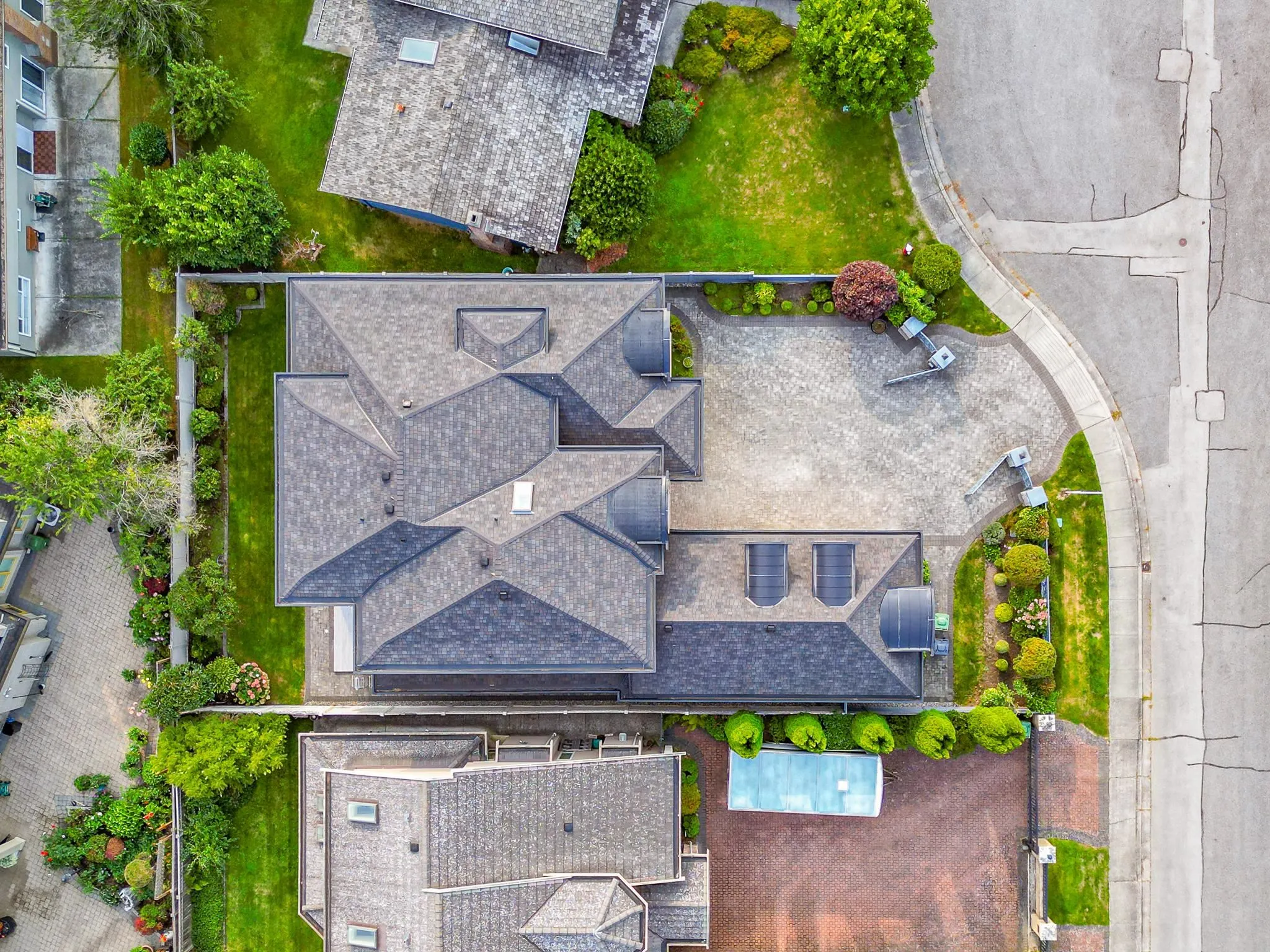 7580 Malahat Avenue