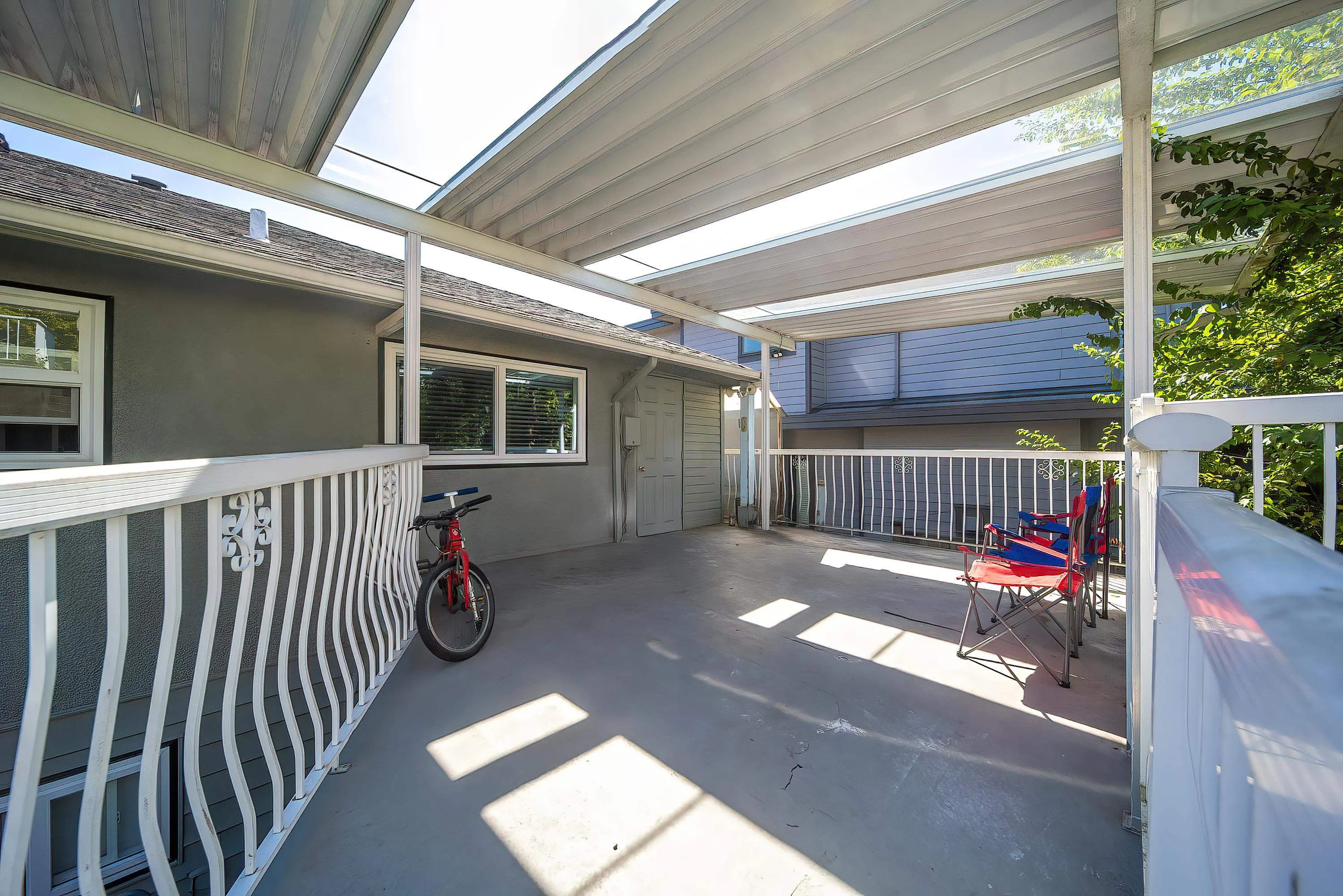 4599 Sunland Place
