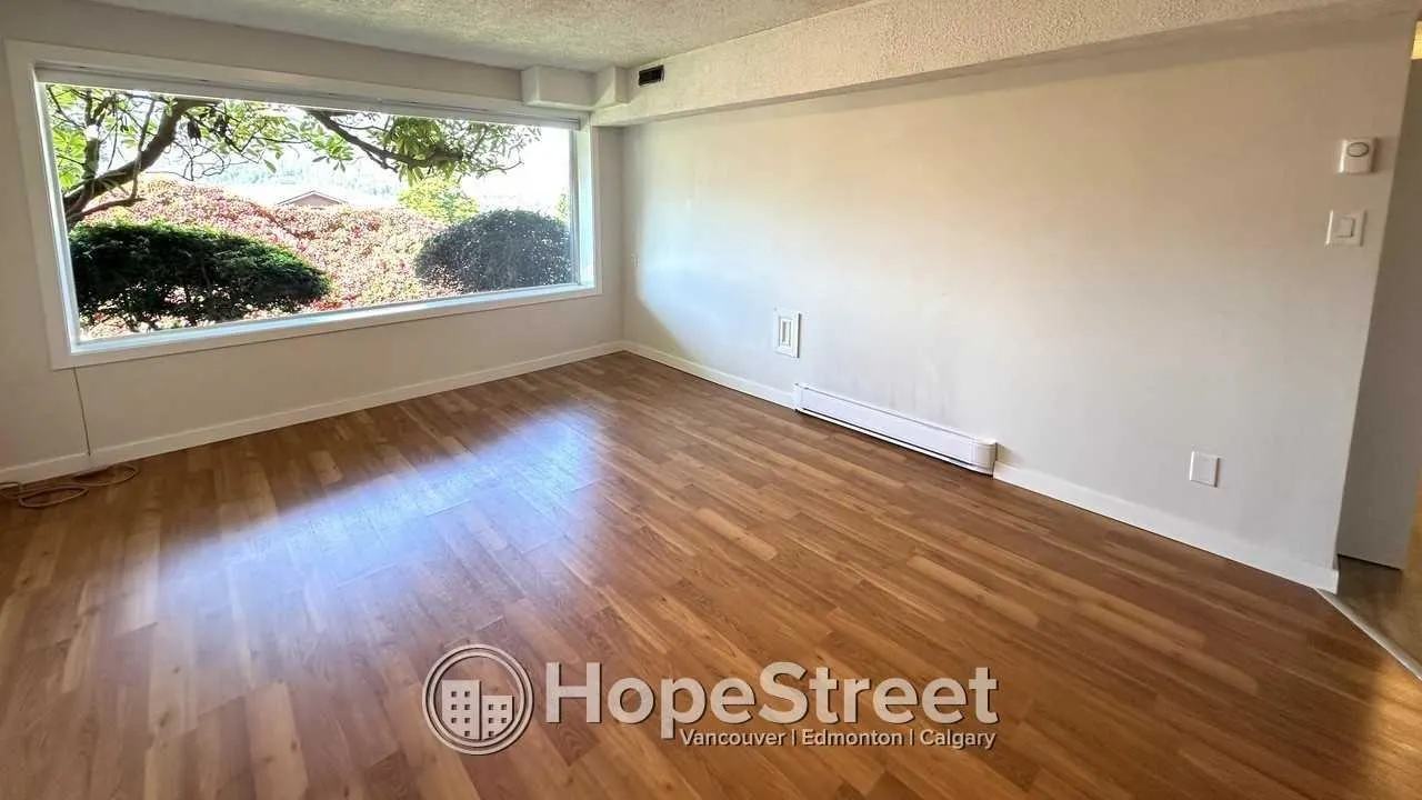 2330 Oneida Drive