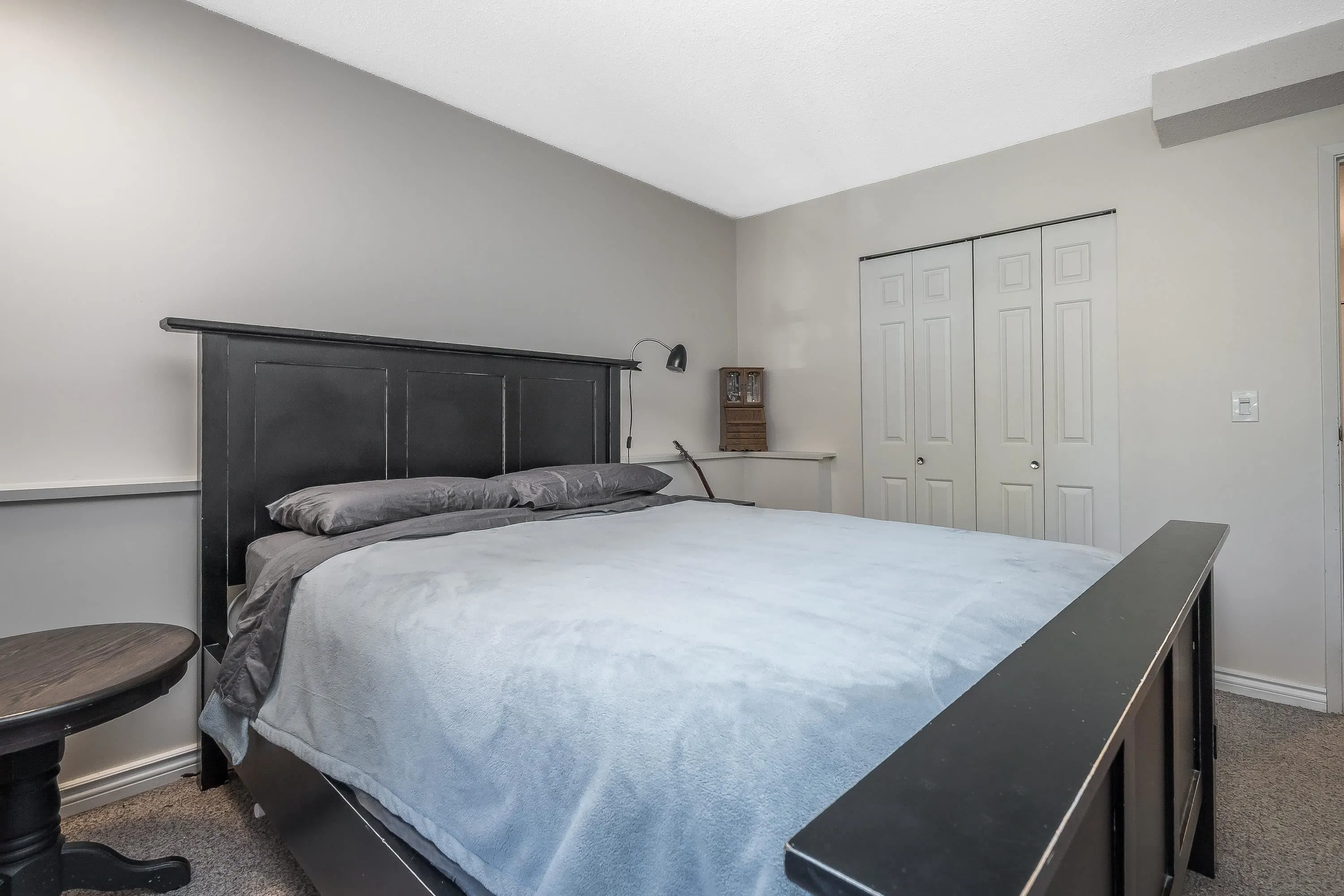 102 20420 54 Avenue