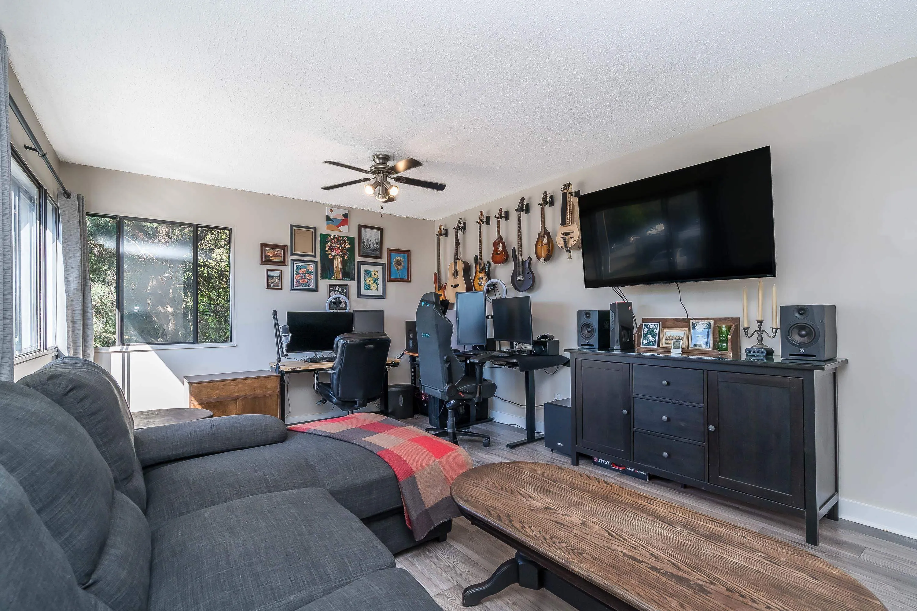 102 20420 54 Avenue