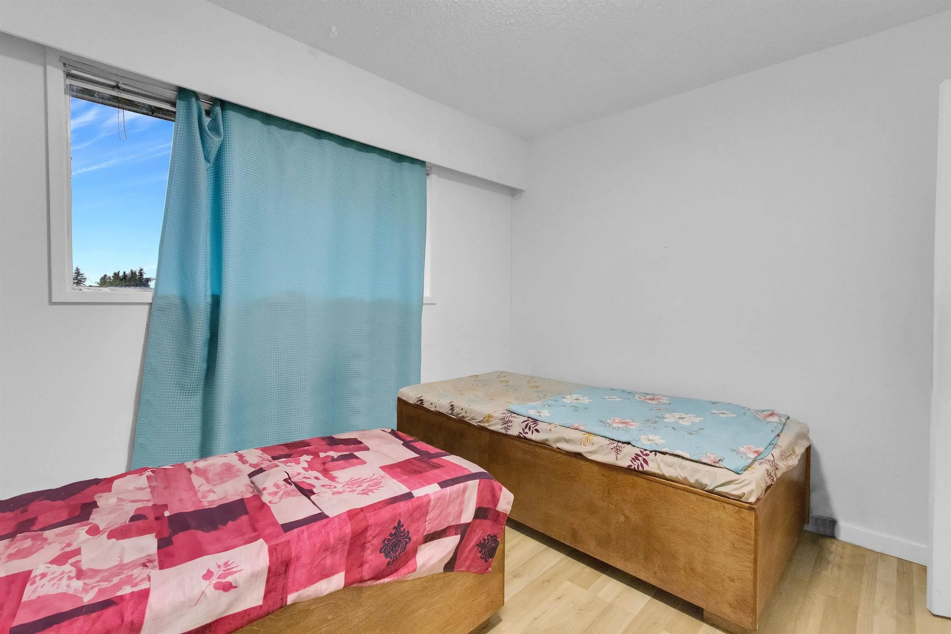 9892 130 Street