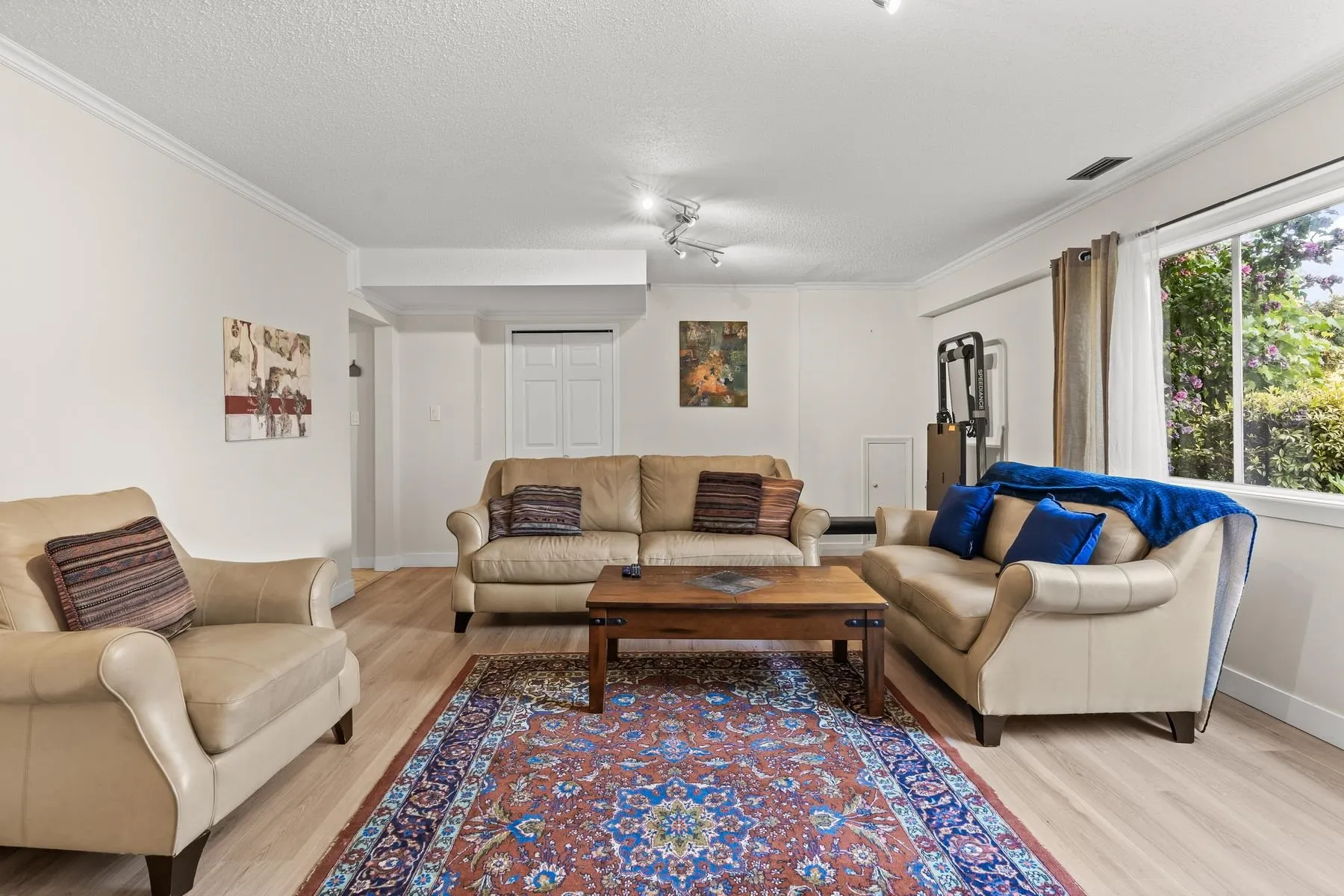1422 Kilmer Road