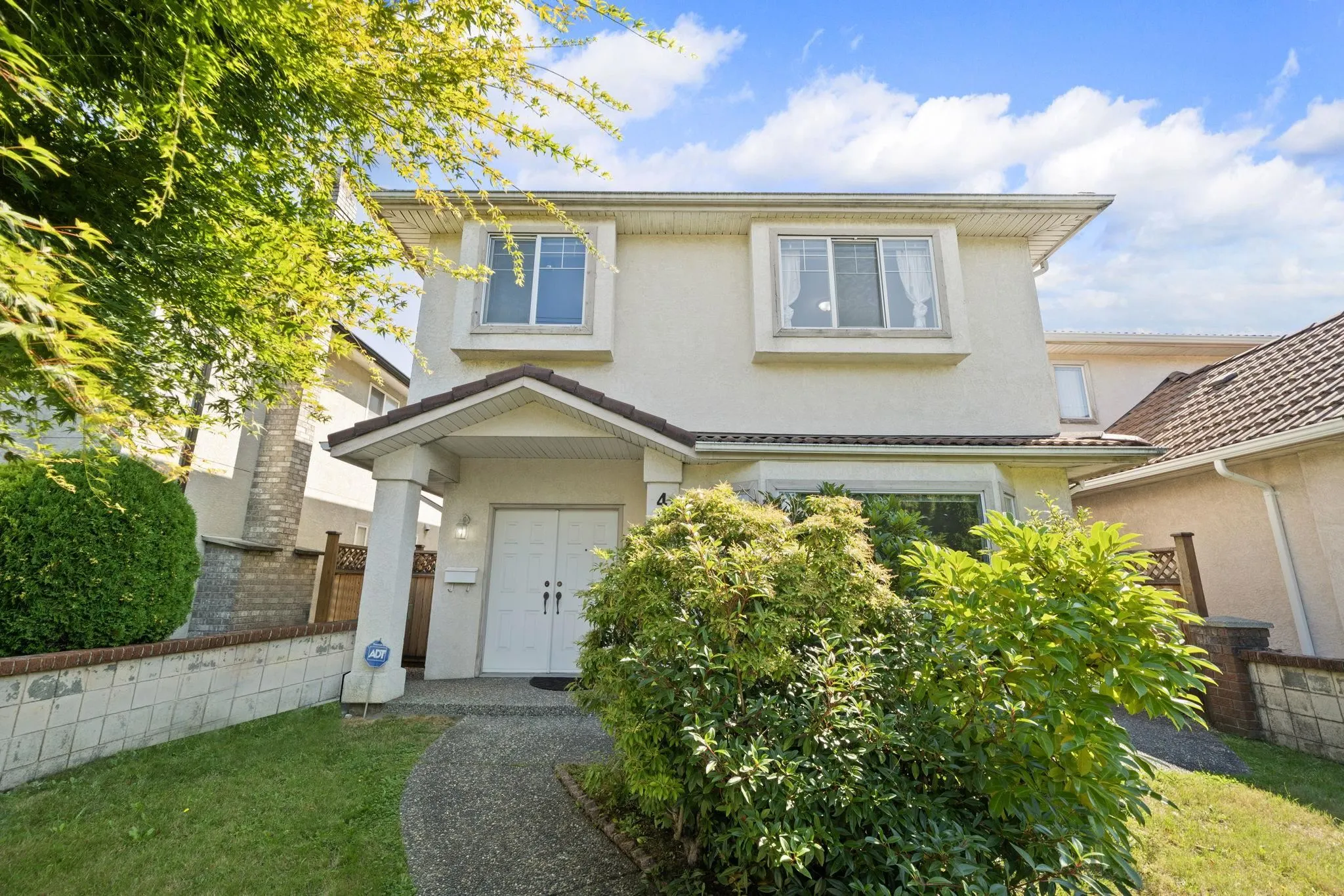 4380 No 5 Road