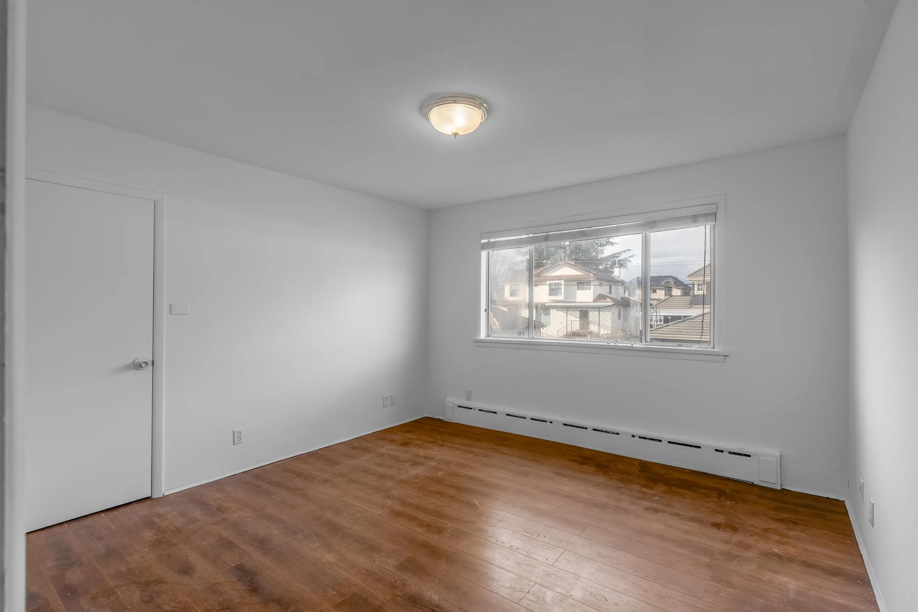 1035 W 48th Avenue