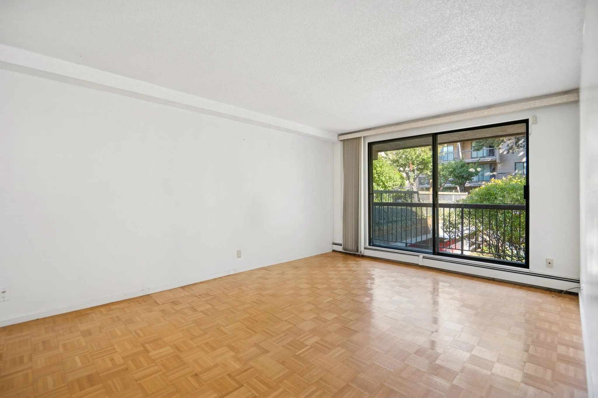 134 8411 Ackroyd Road
