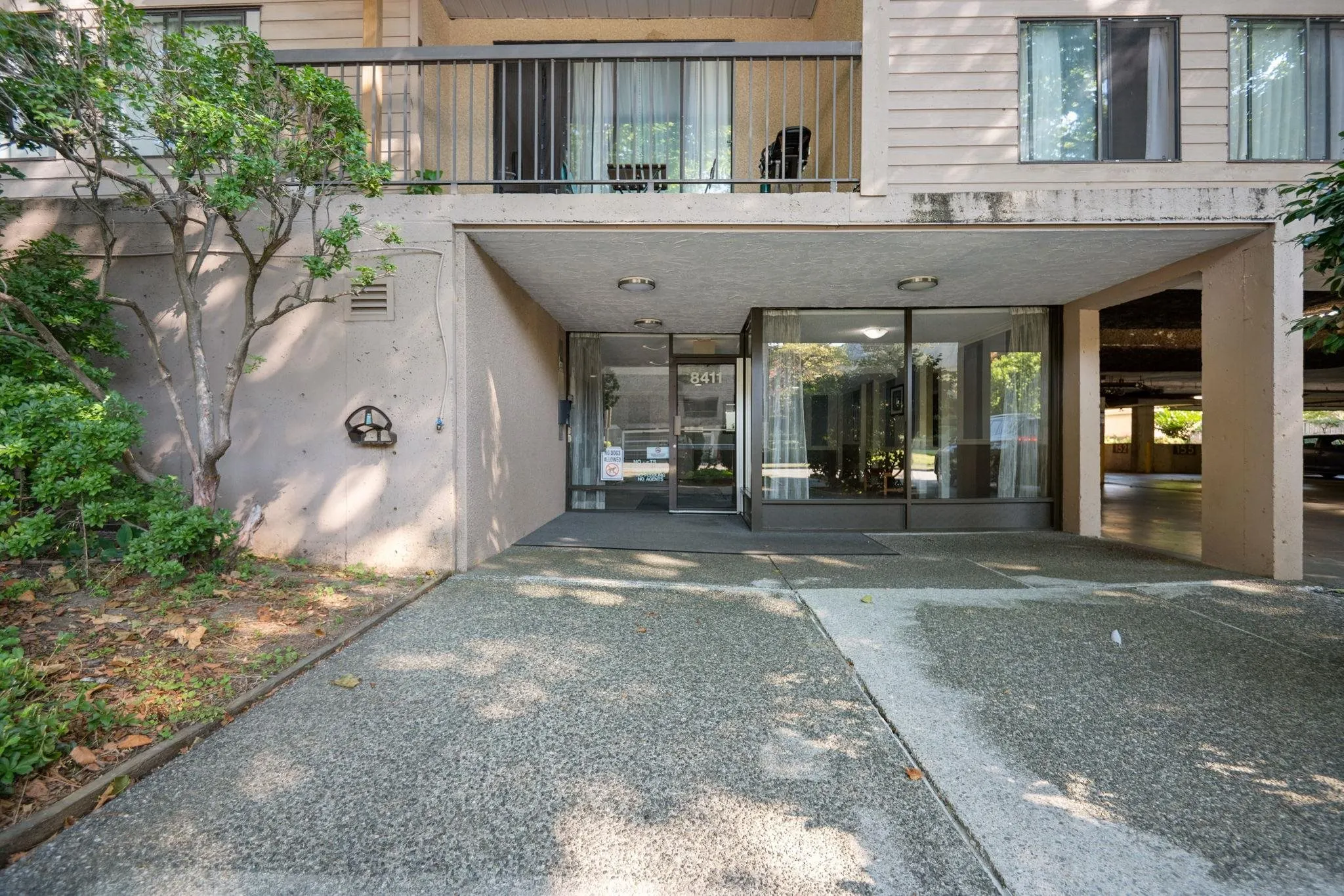 134 8411 Ackroyd Road