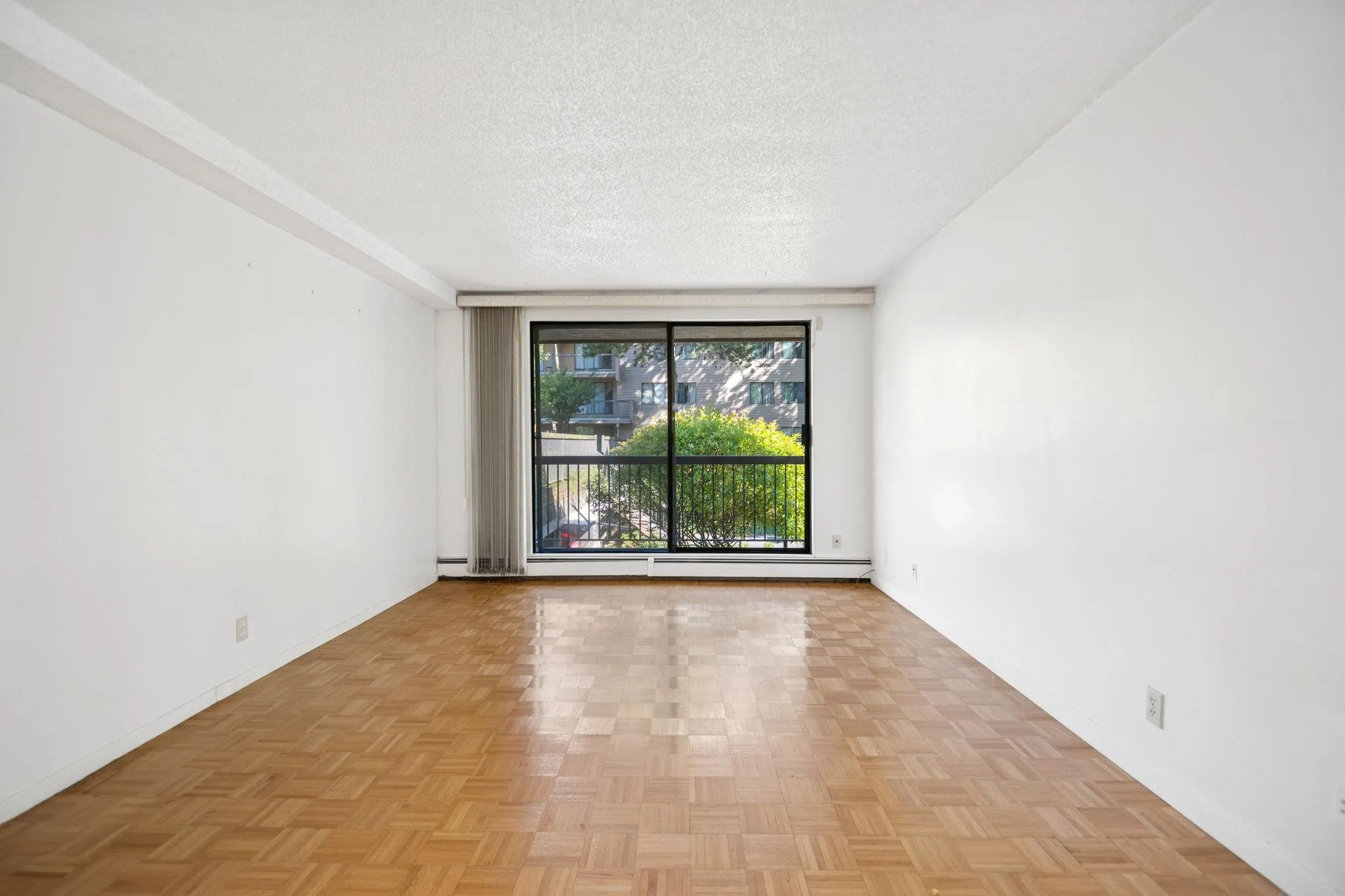 134 8411 Ackroyd Road
