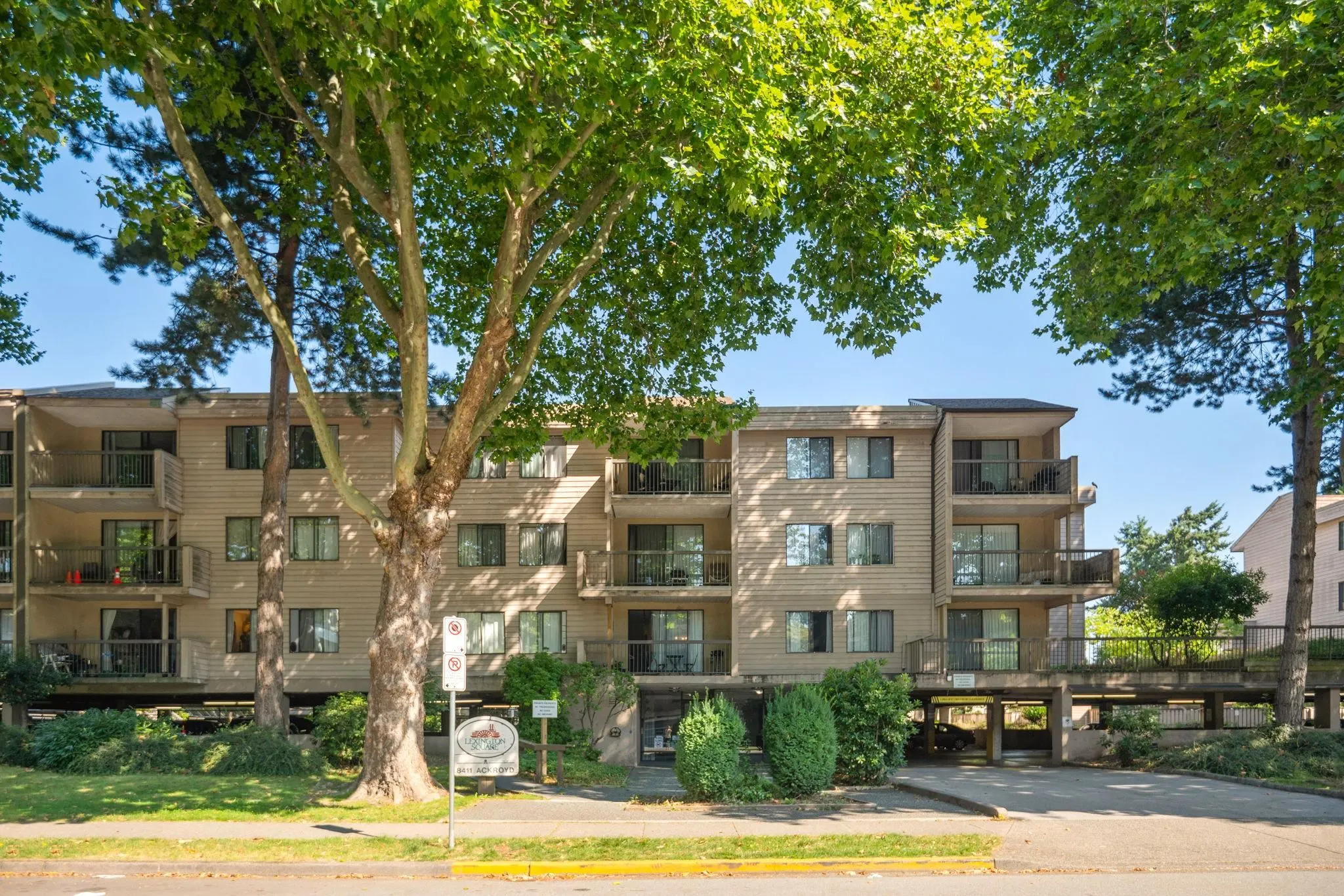 134 8411 Ackroyd Road