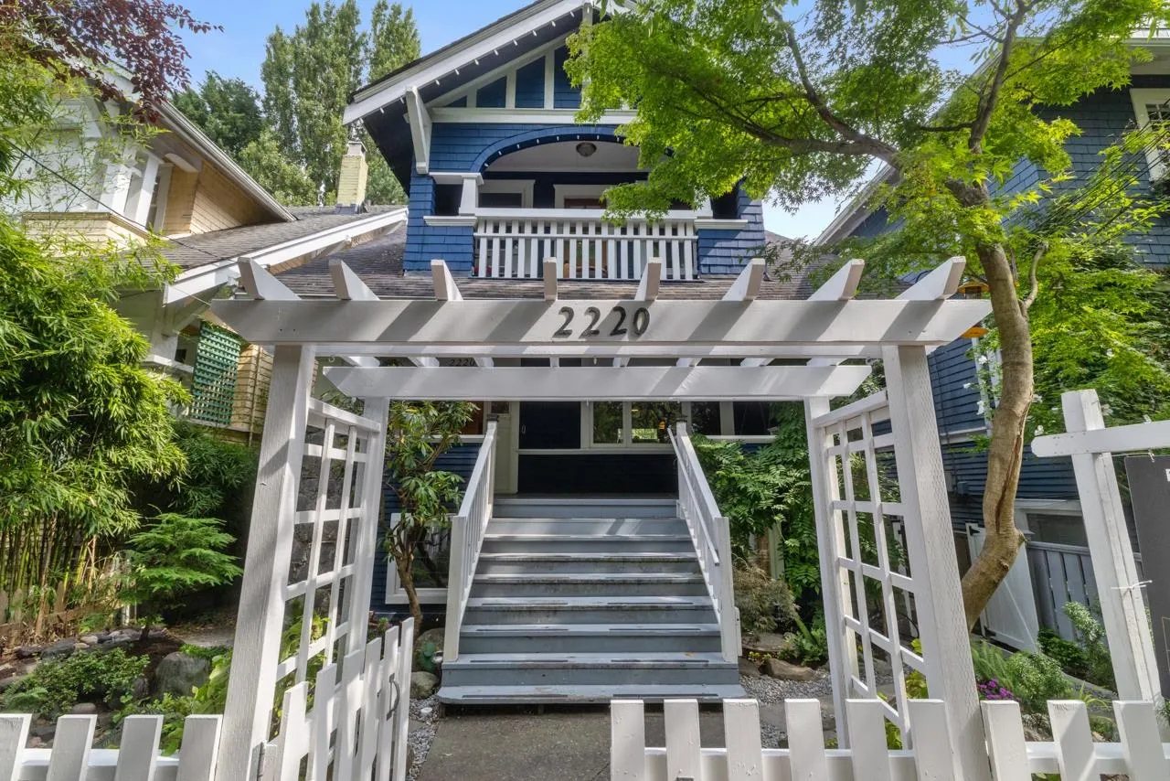 2220 Stephens Street