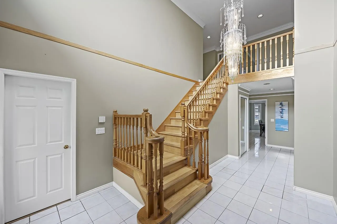 4131 Blundell Road