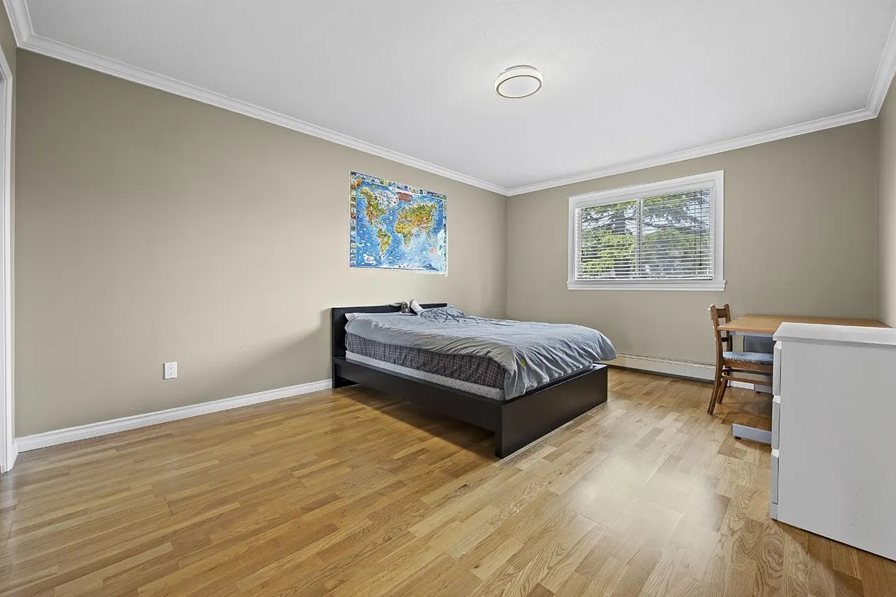 4131 Blundell Road
