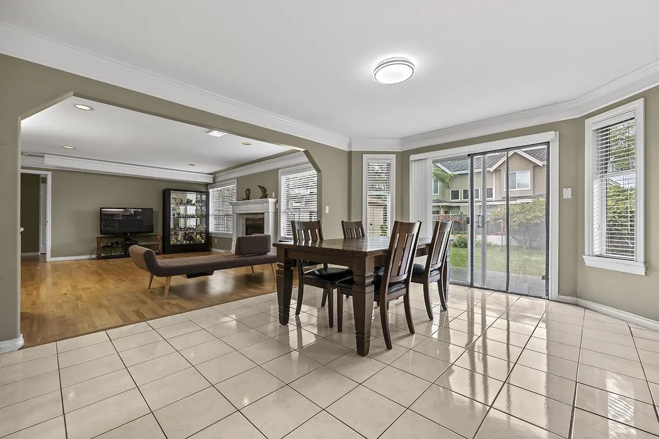4131 Blundell Road
