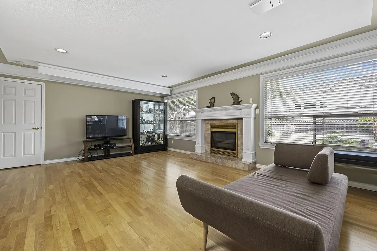 4131 Blundell Road