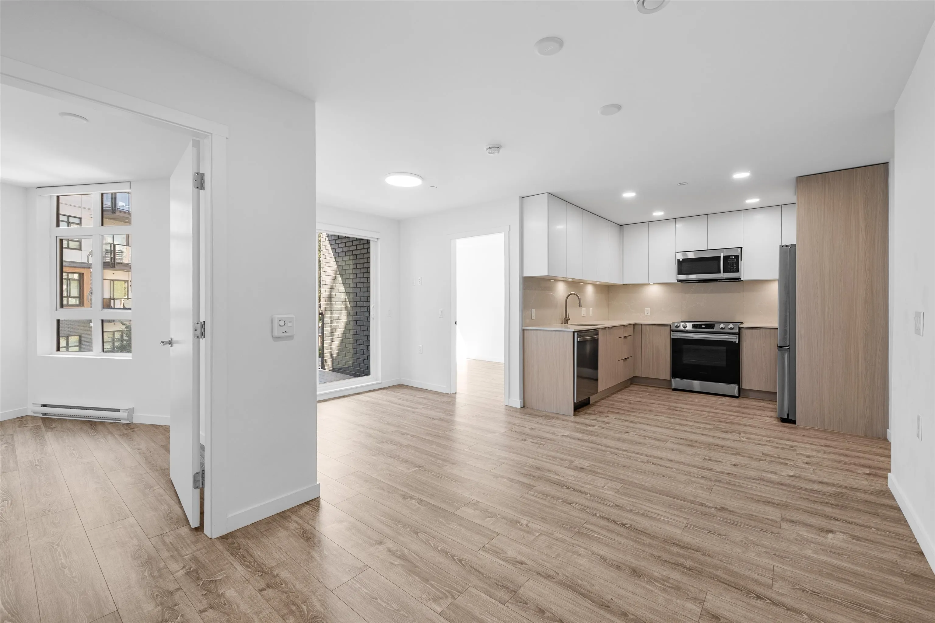 220 13968 Laurel Drive