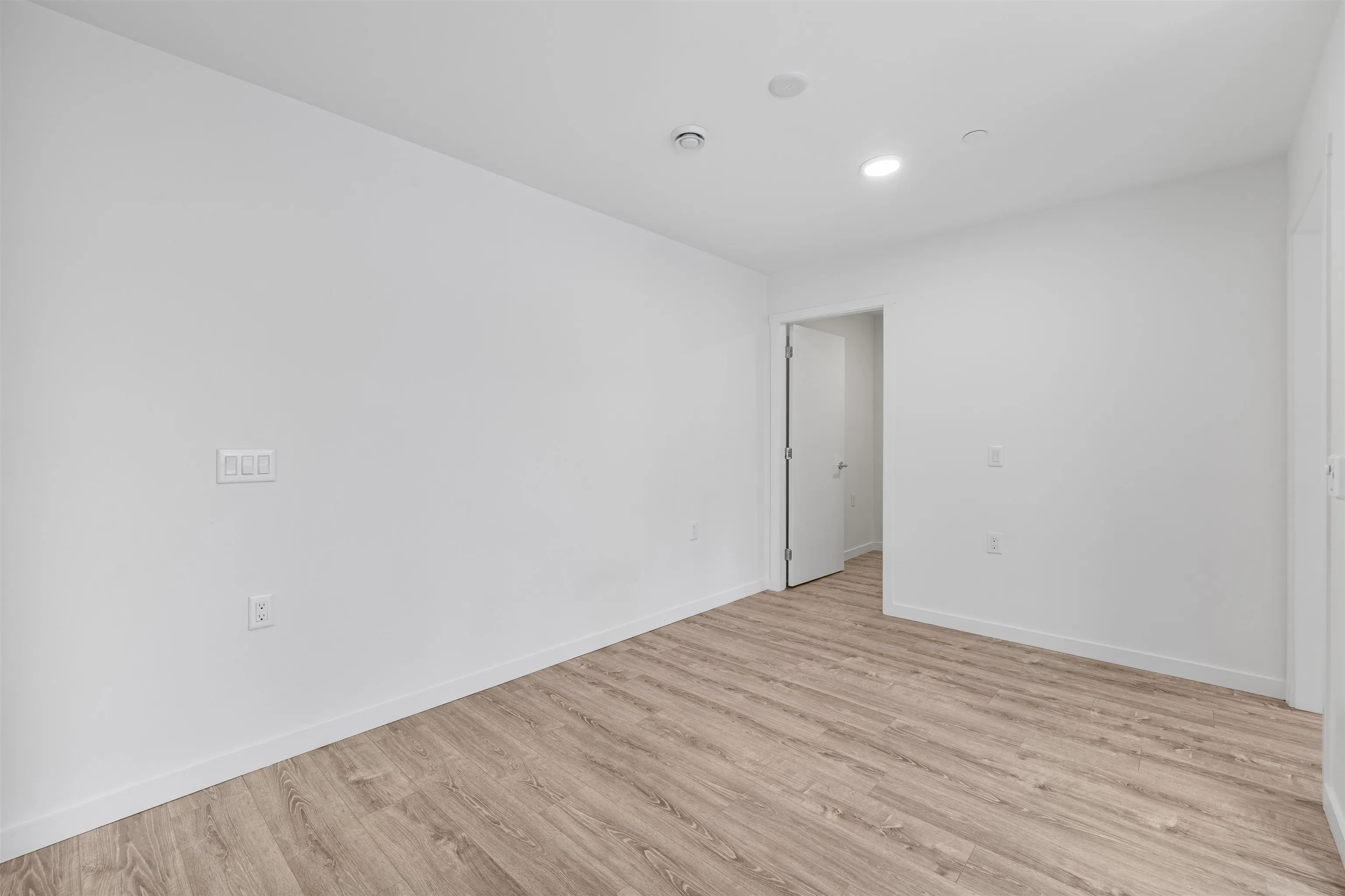 220 13968 Laurel Drive