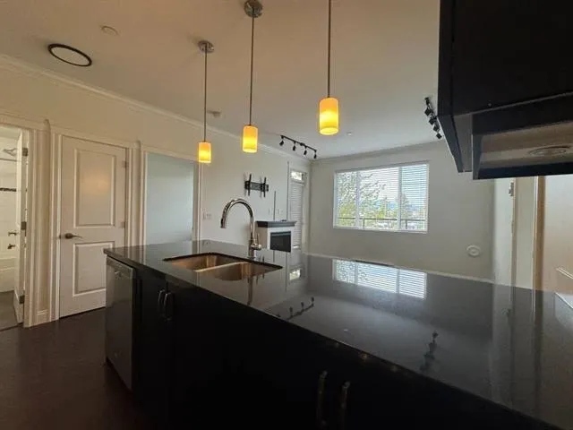 211 11882 226 St