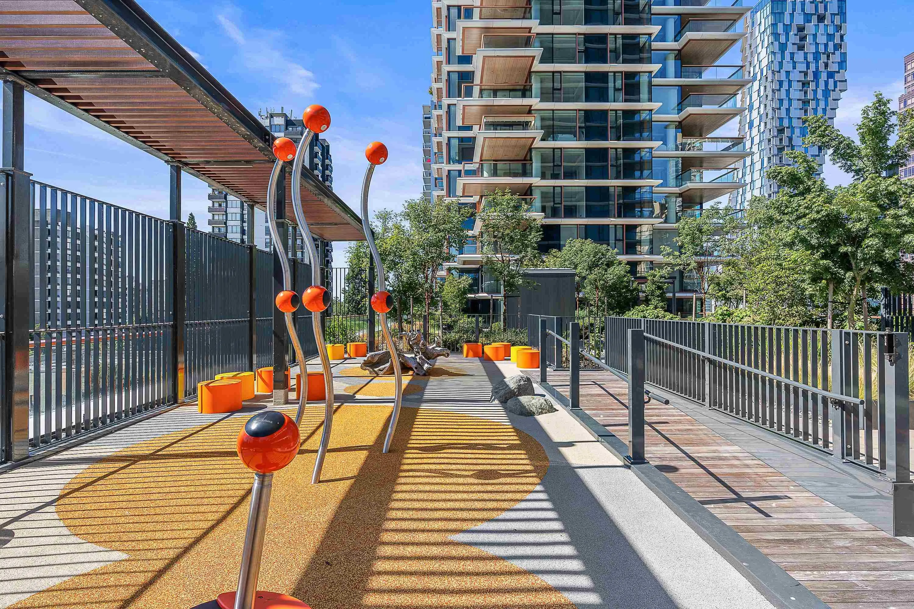 2104 1482 Robson Street