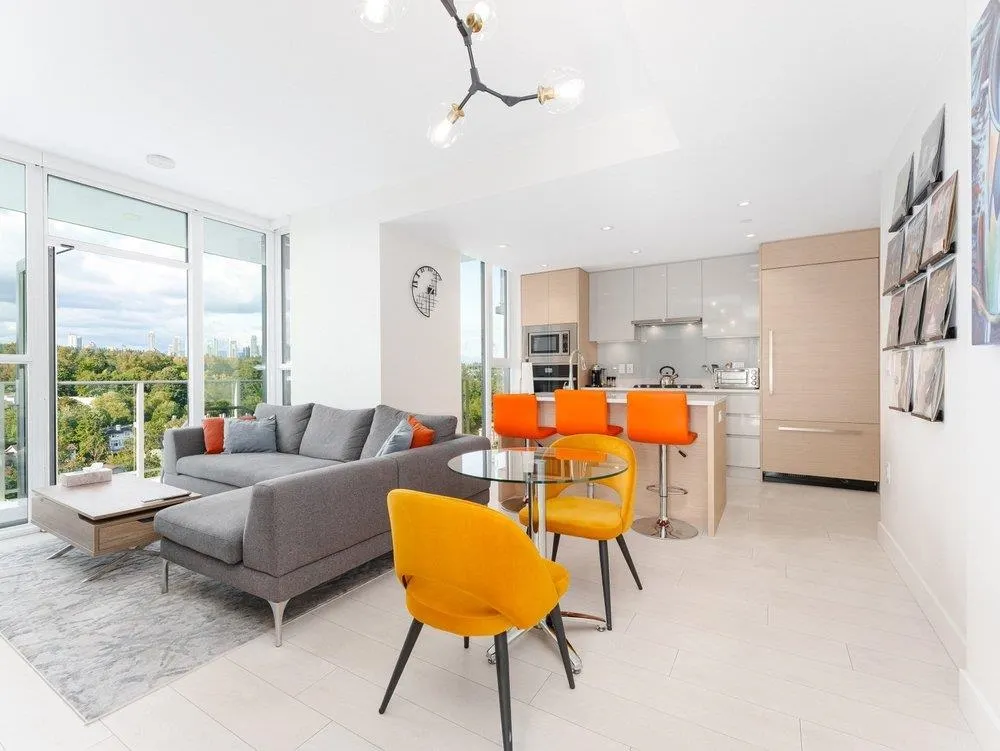 2102 3538 Sawmill Crescent