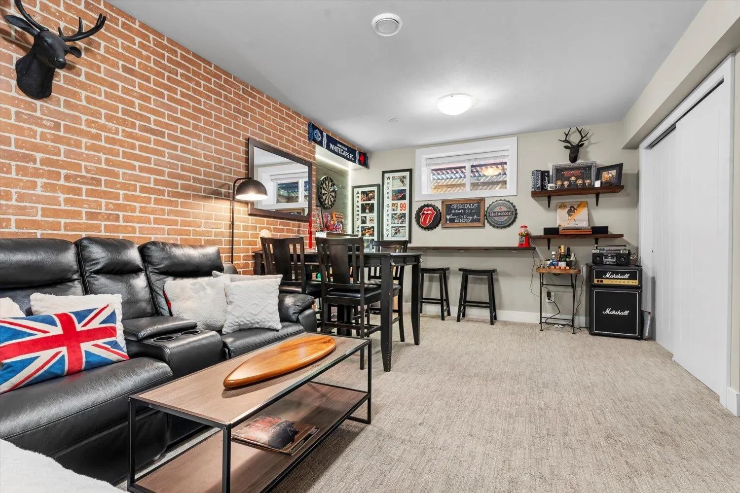 5379 Tyee Lane