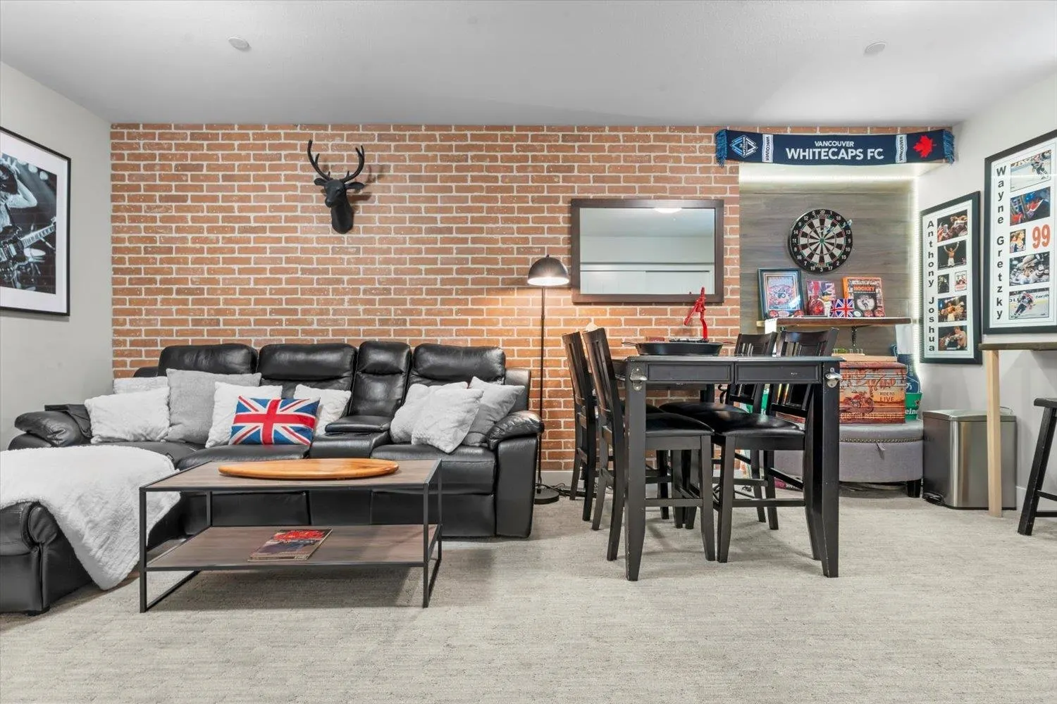 5379 Tyee Lane