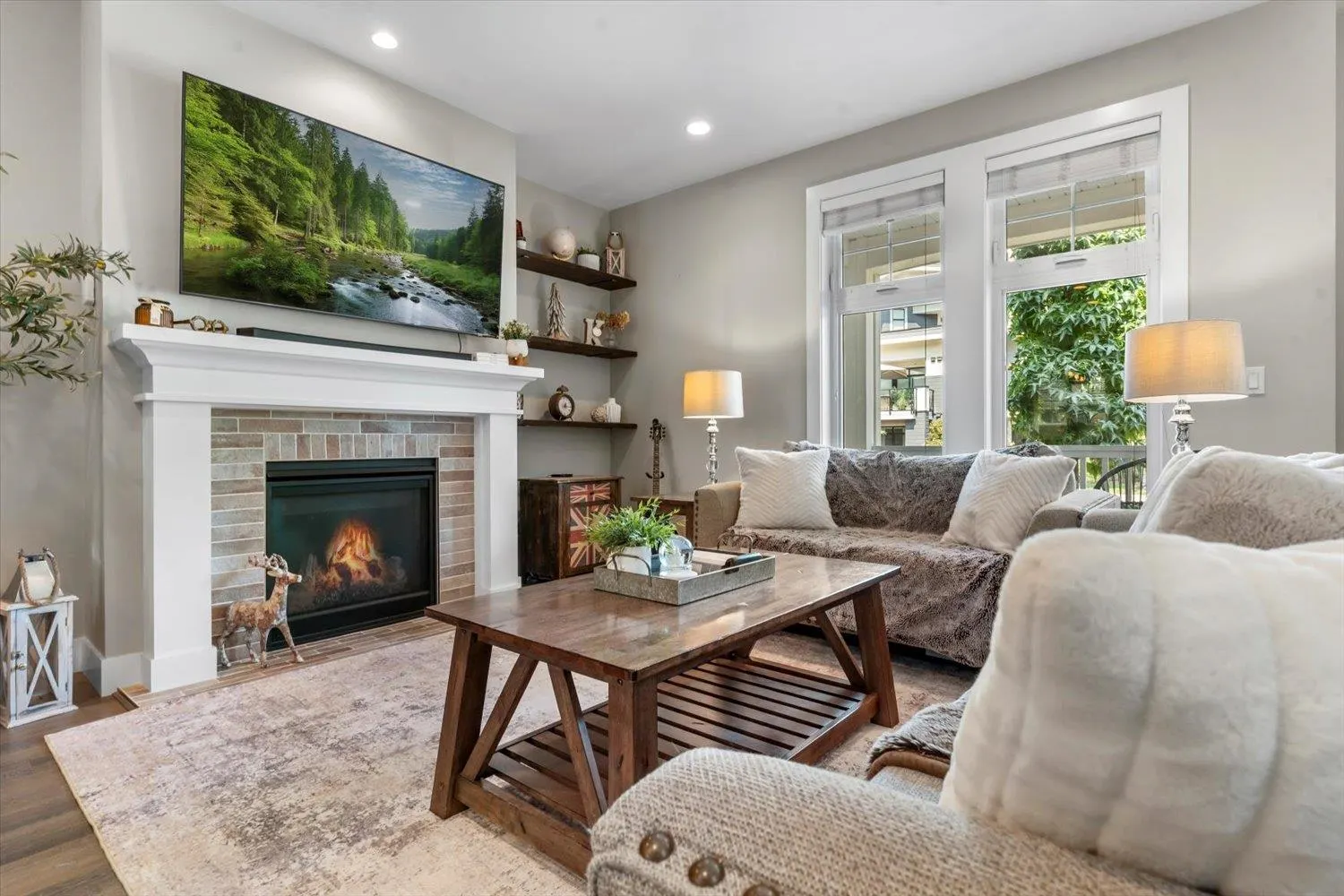 5379 Tyee Lane