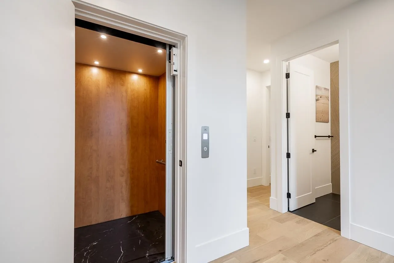 13511 Marine Drive