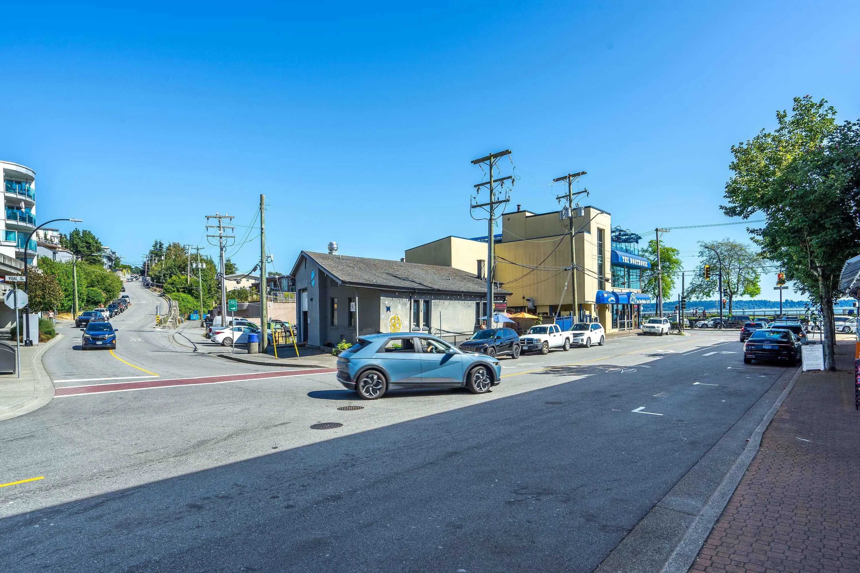 504 14955 Victoria Avenue