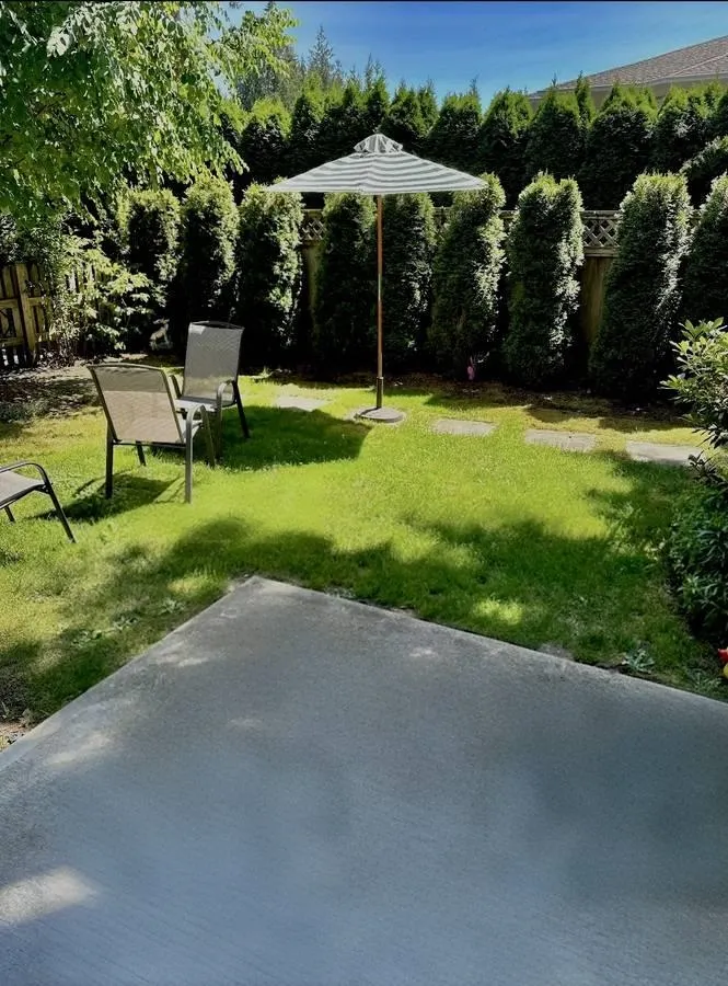 6 11548 207 St