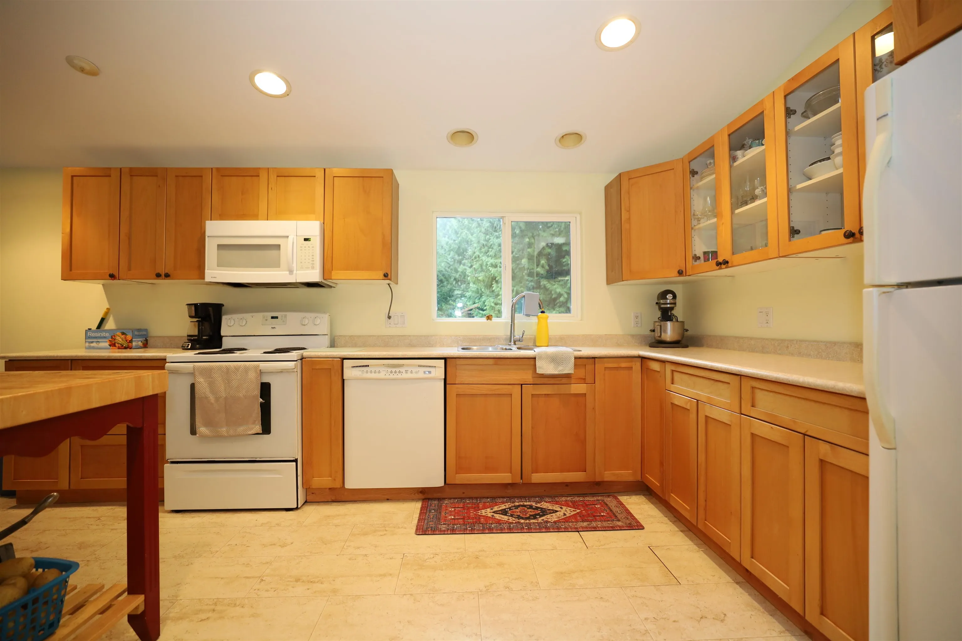 1161 Rosamund Road