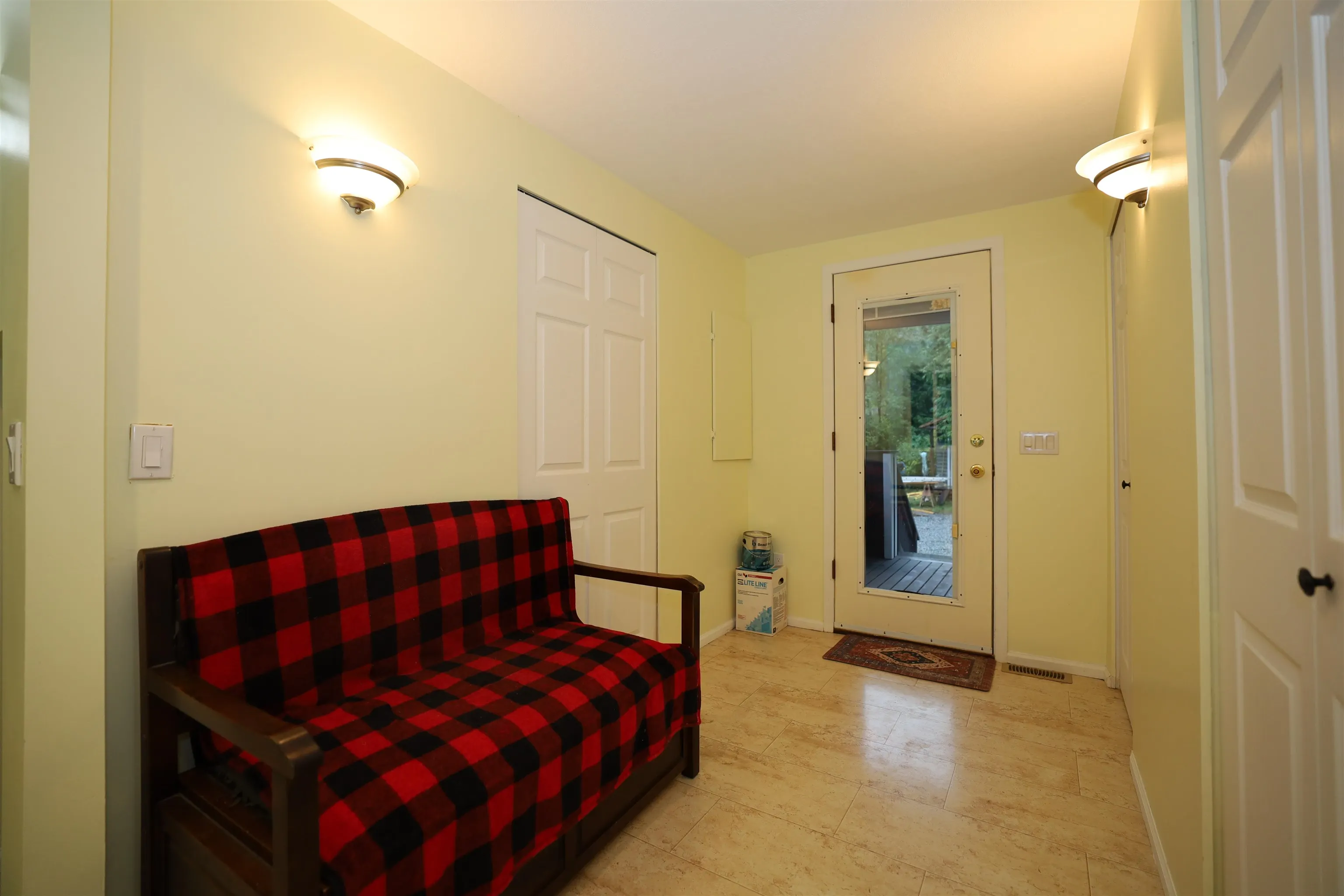 1161 Rosamund Road