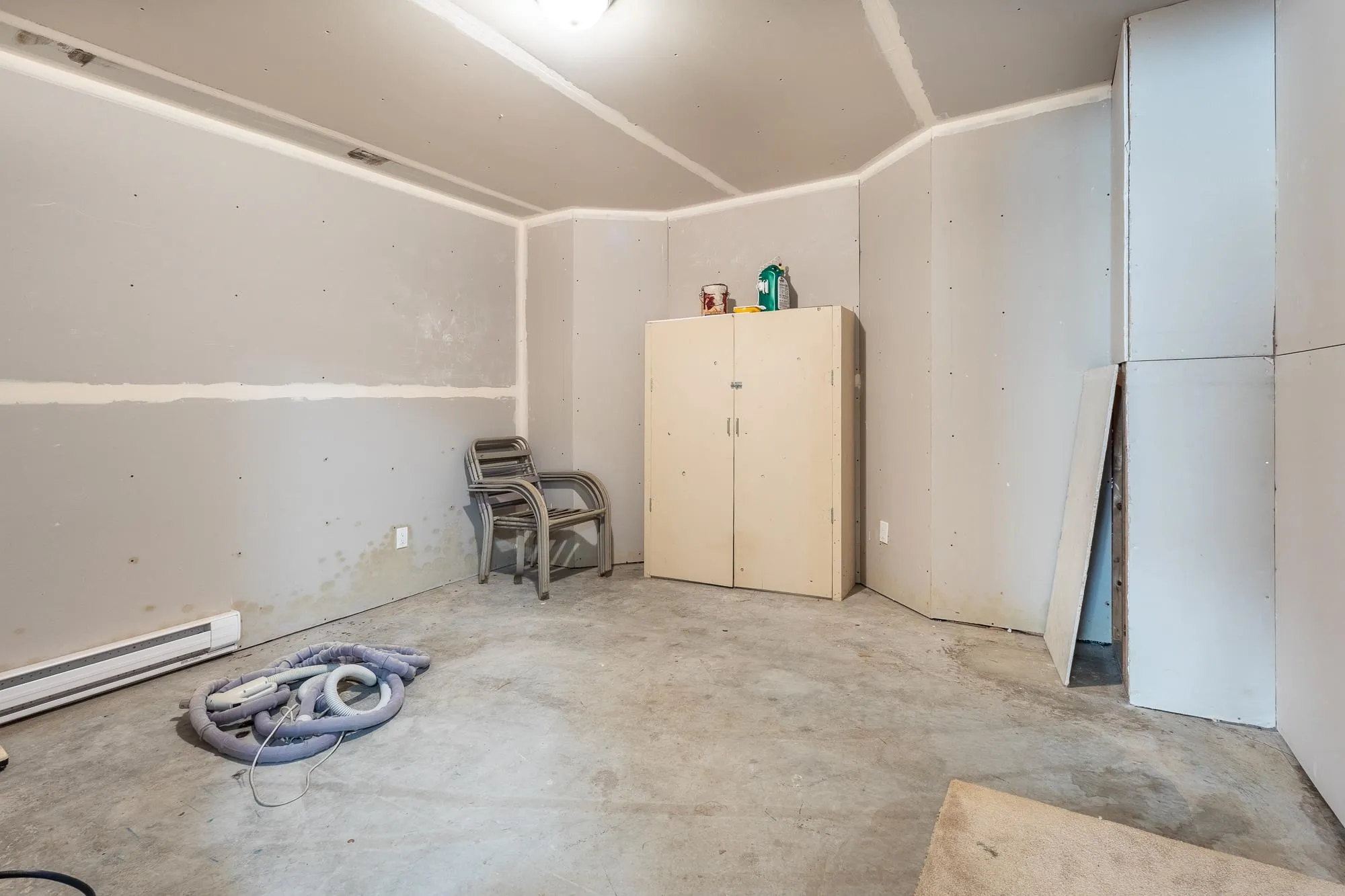 23 12710 Lagoon Road