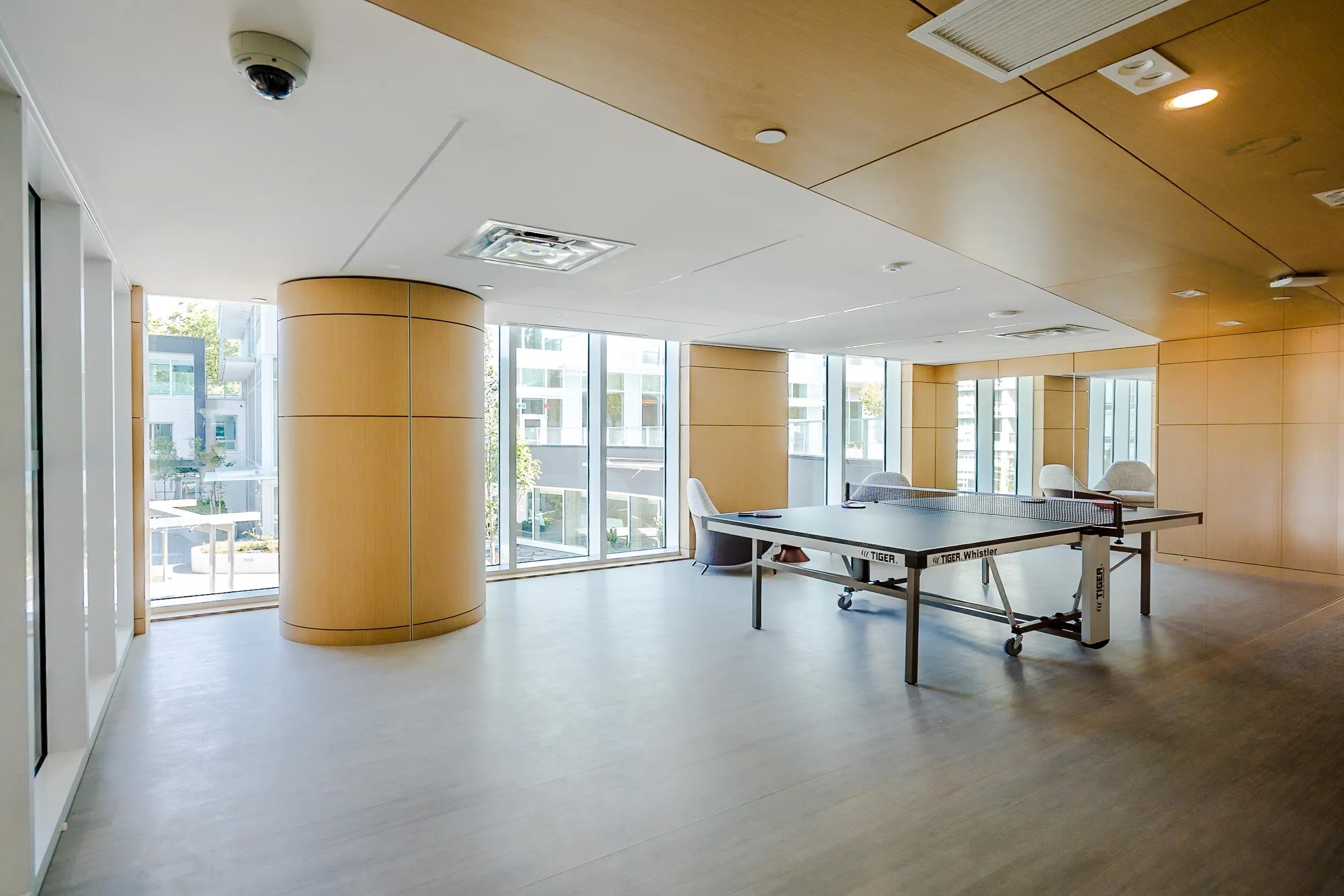 611 13778 100 Avenue