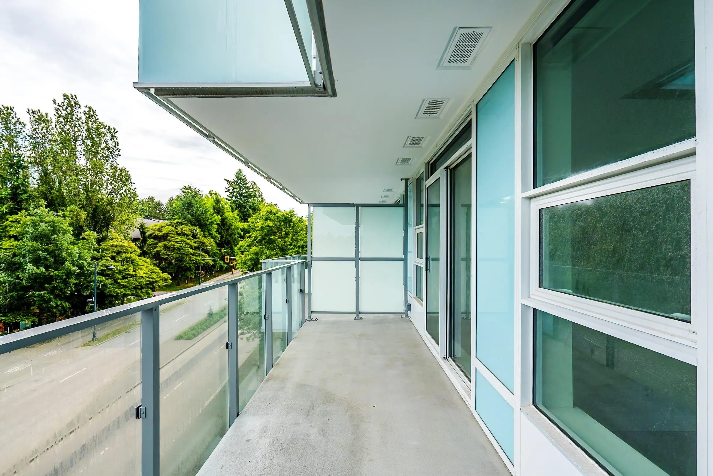 611 13778 100 Avenue