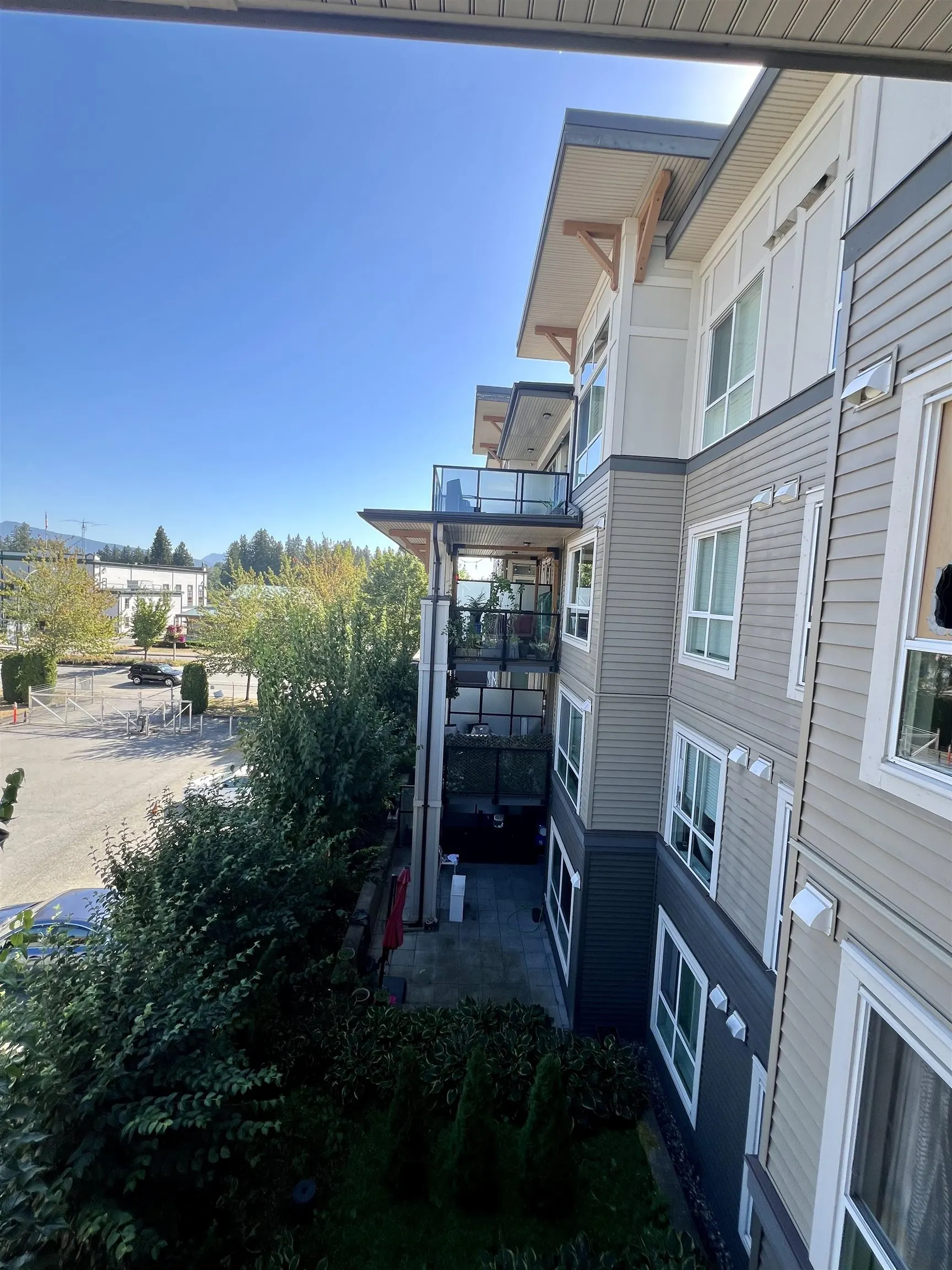 302 12409 Harris Road