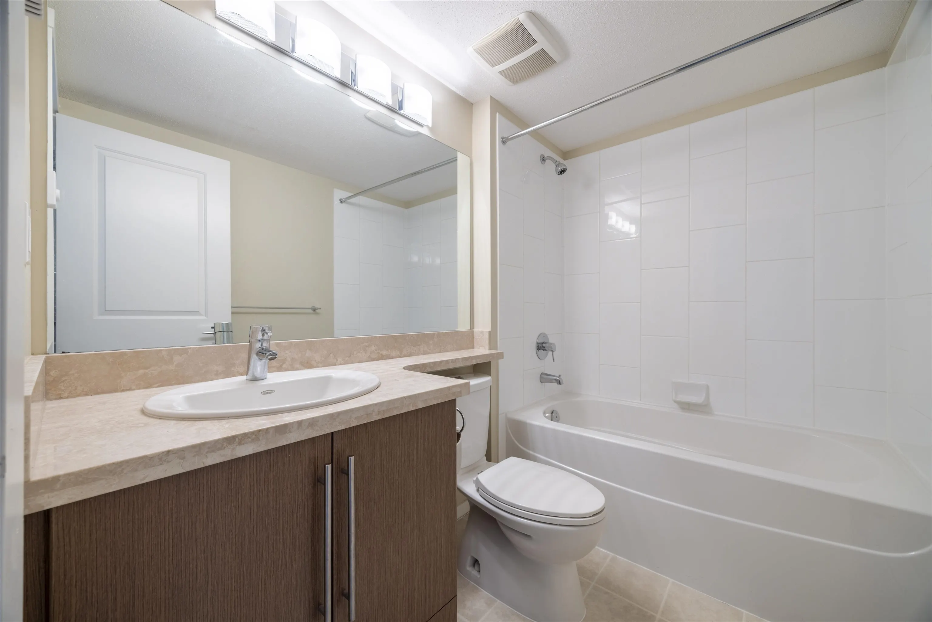 112 1125 Kensal Place