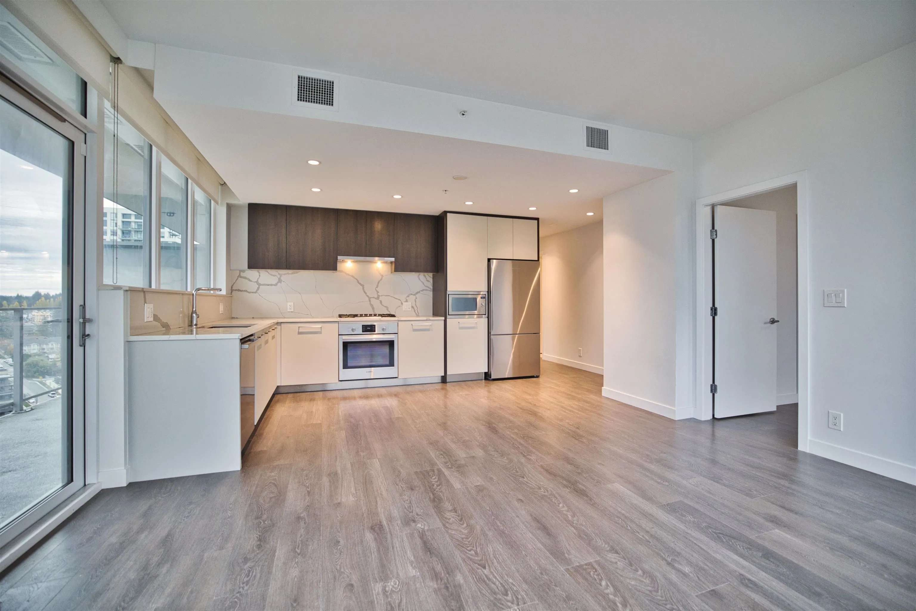 1604 567 Clarke Road