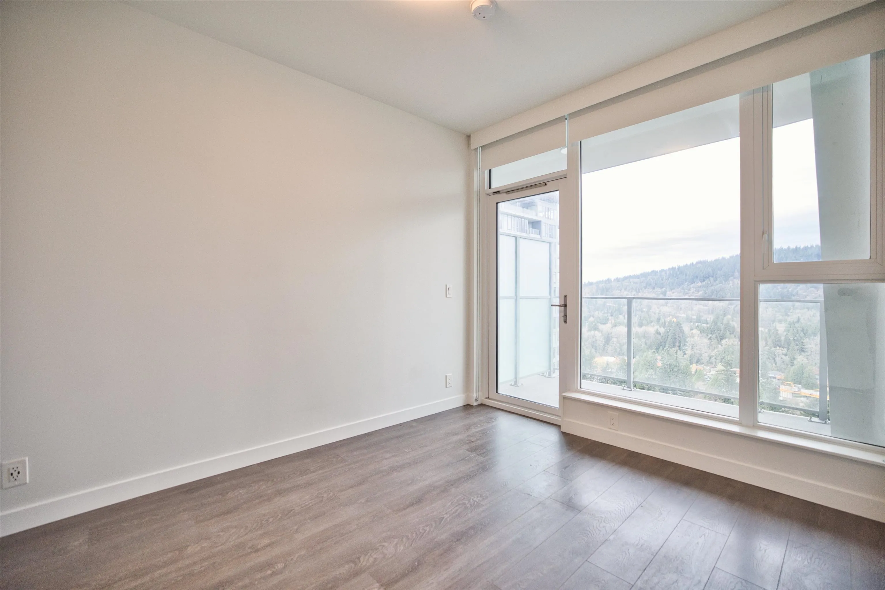 1604 567 Clarke Road