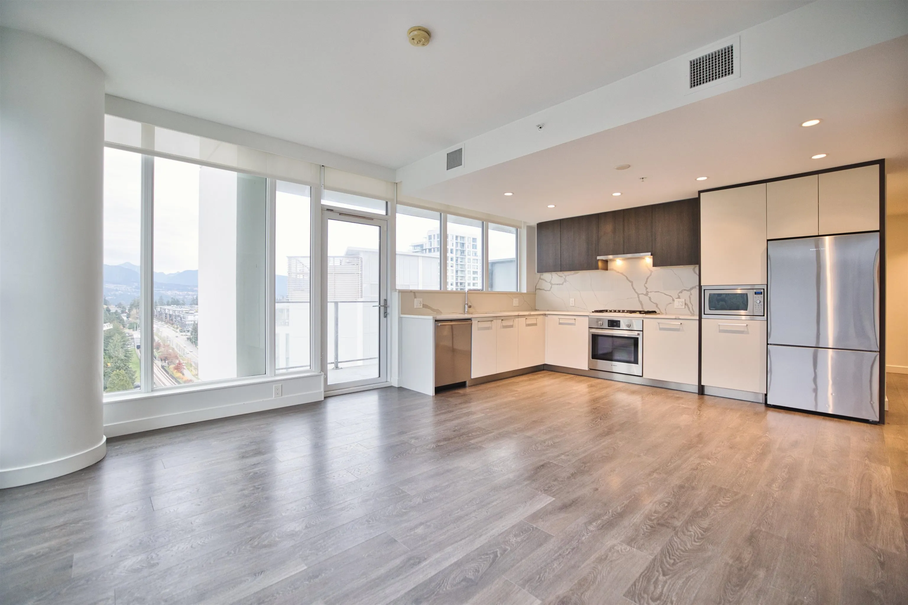 1604 567 Clarke Road
