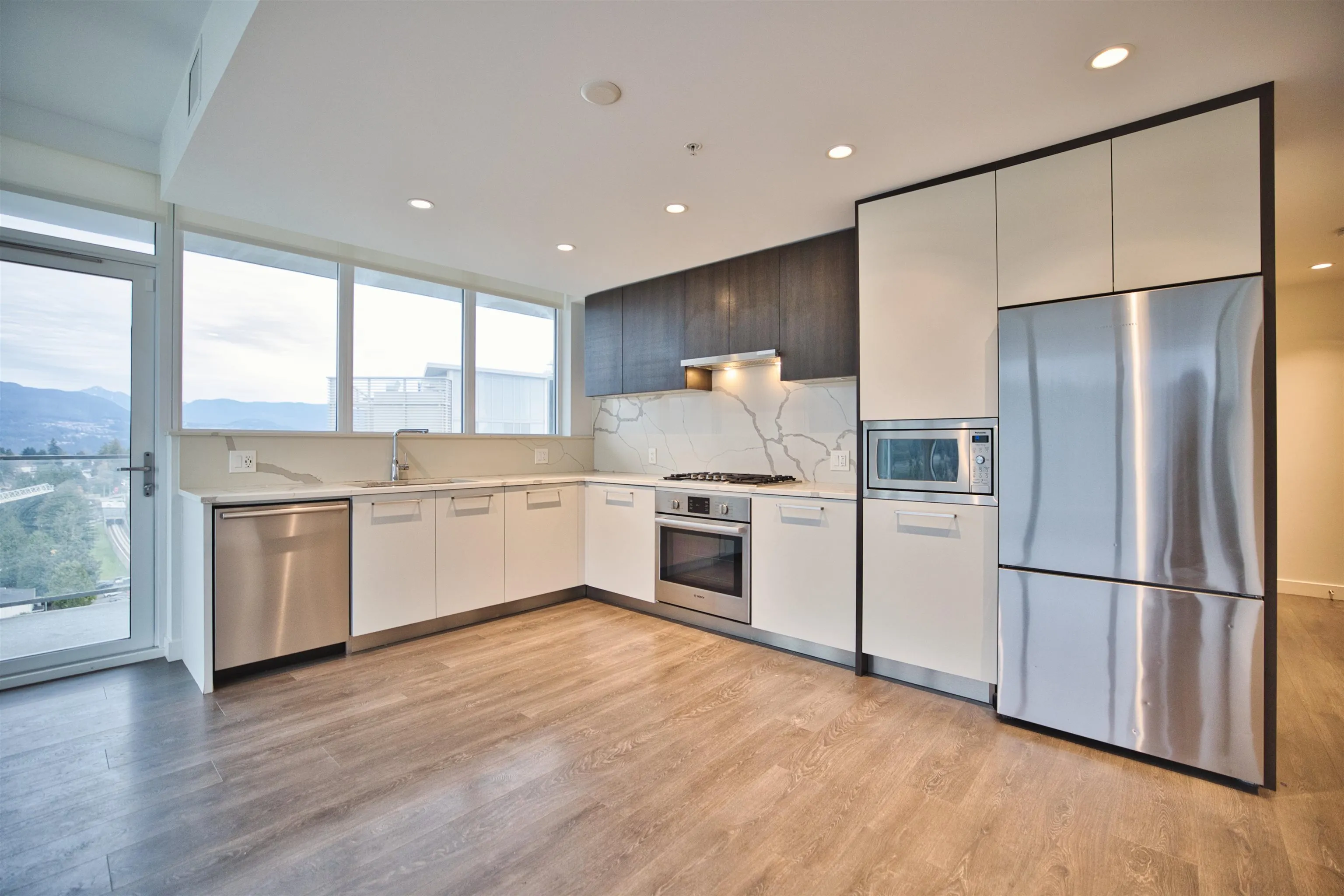 1604 567 Clarke Road