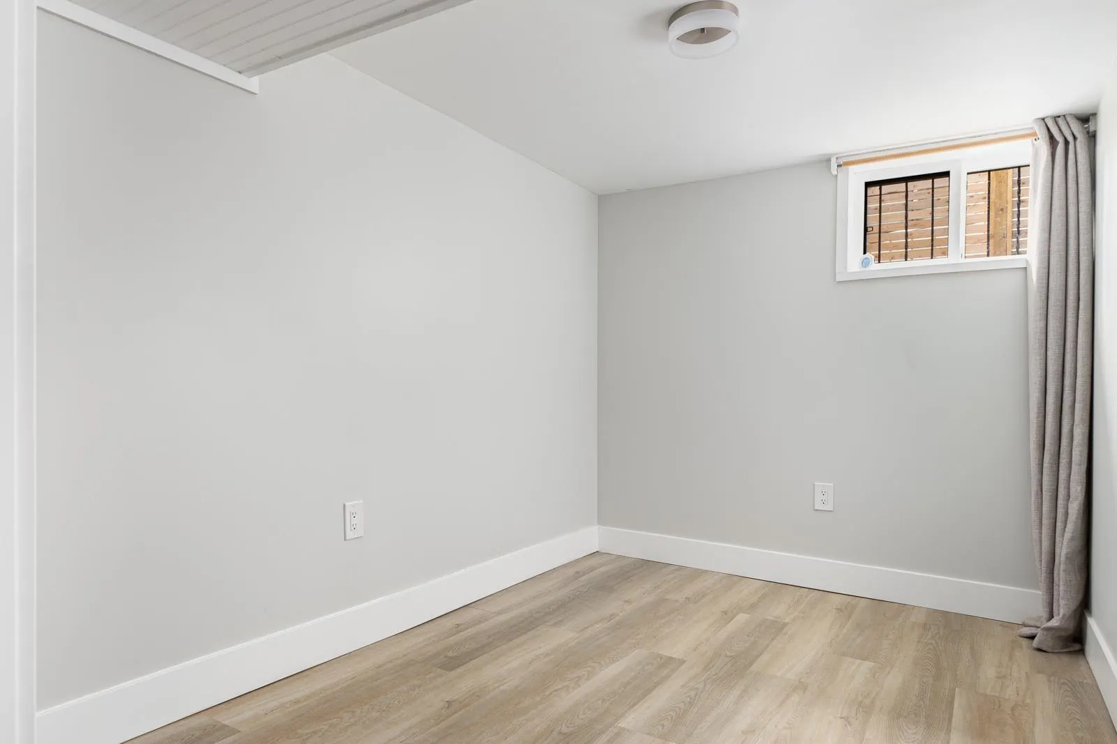 3843 SW Marine Drive